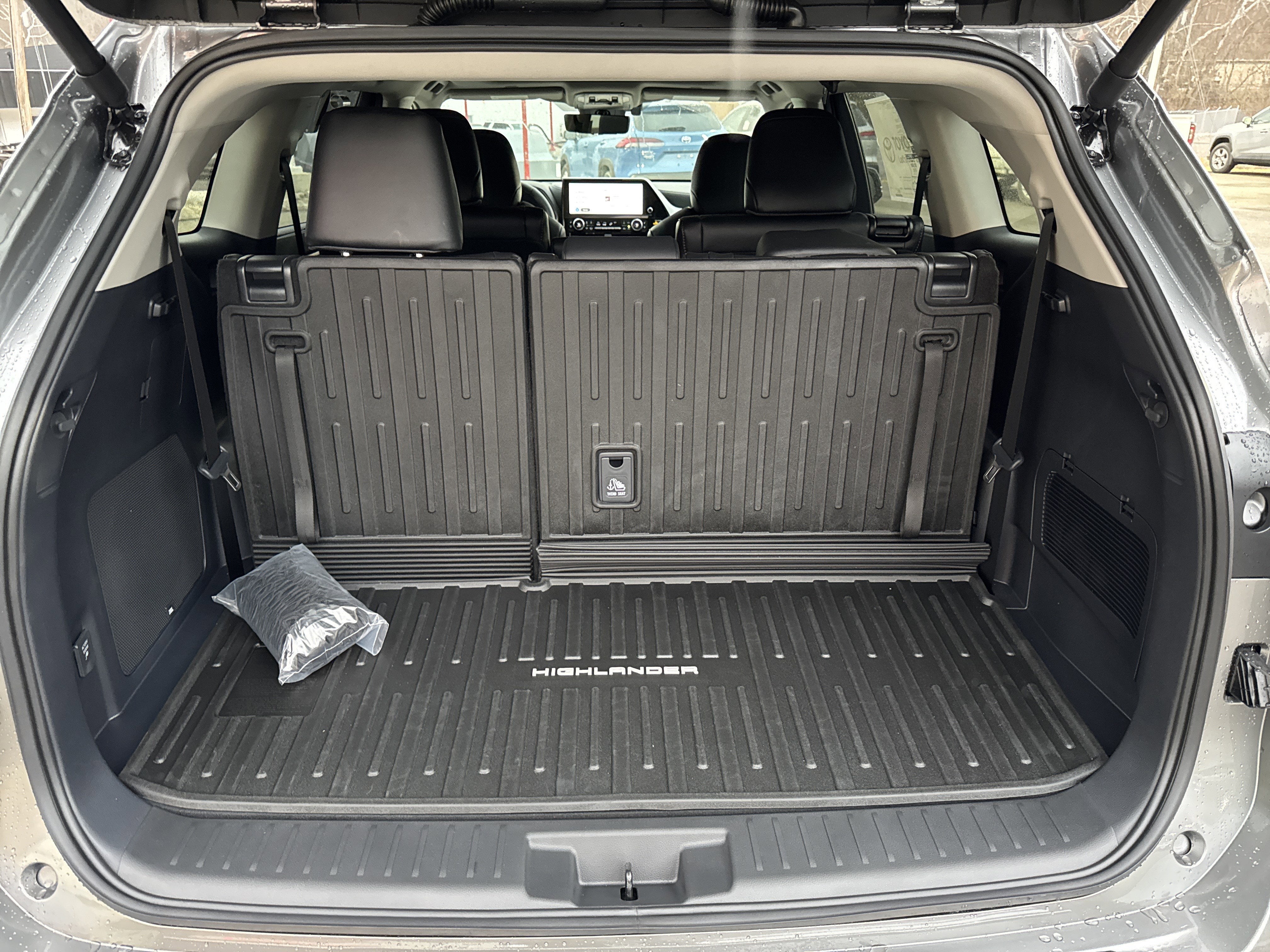 2026 Toyota Highlander Hybrid Hybrid Platinum