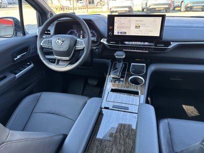 2026 Toyota Sienna Platinum