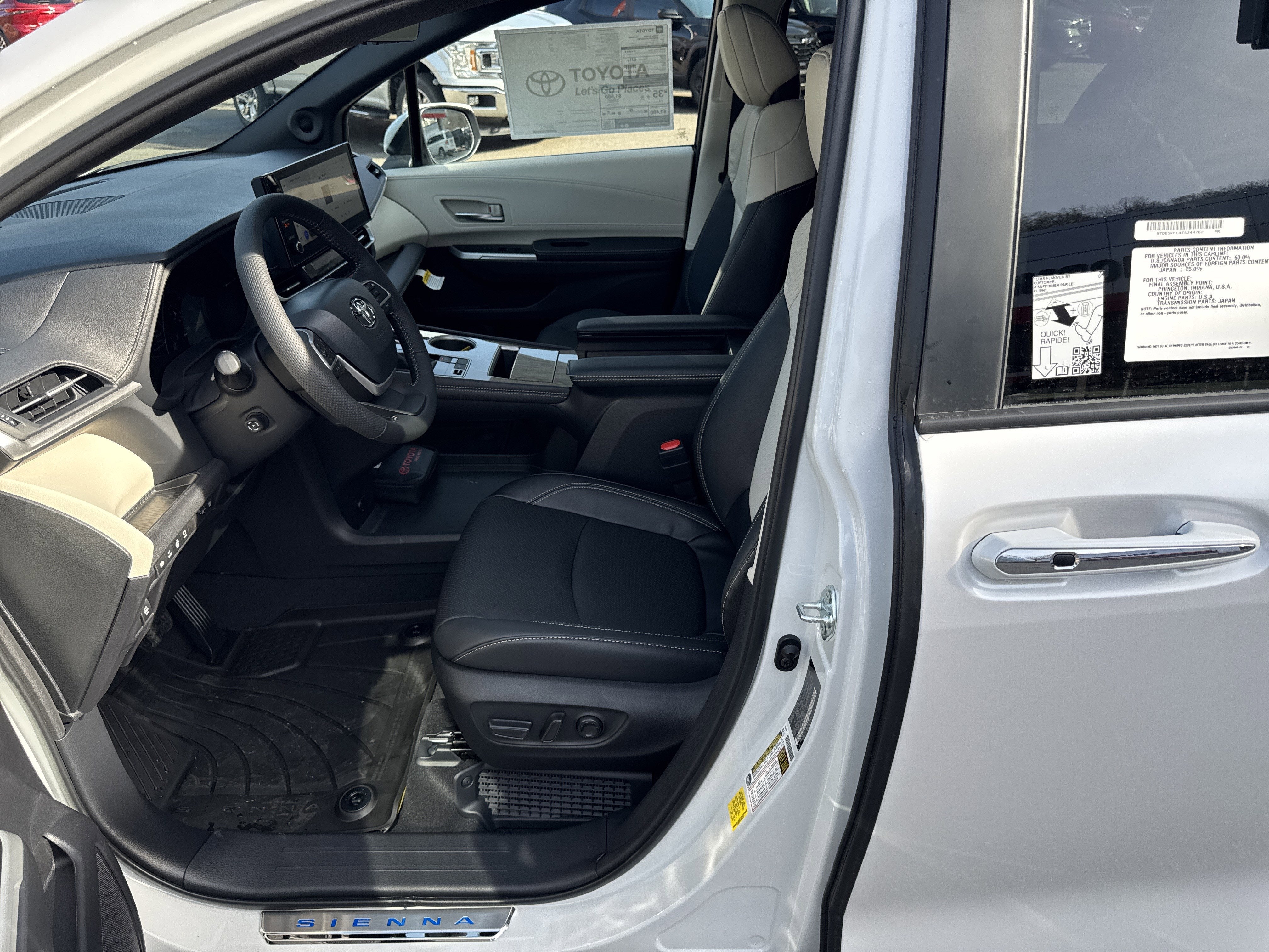 2026 Toyota Sienna Platinum