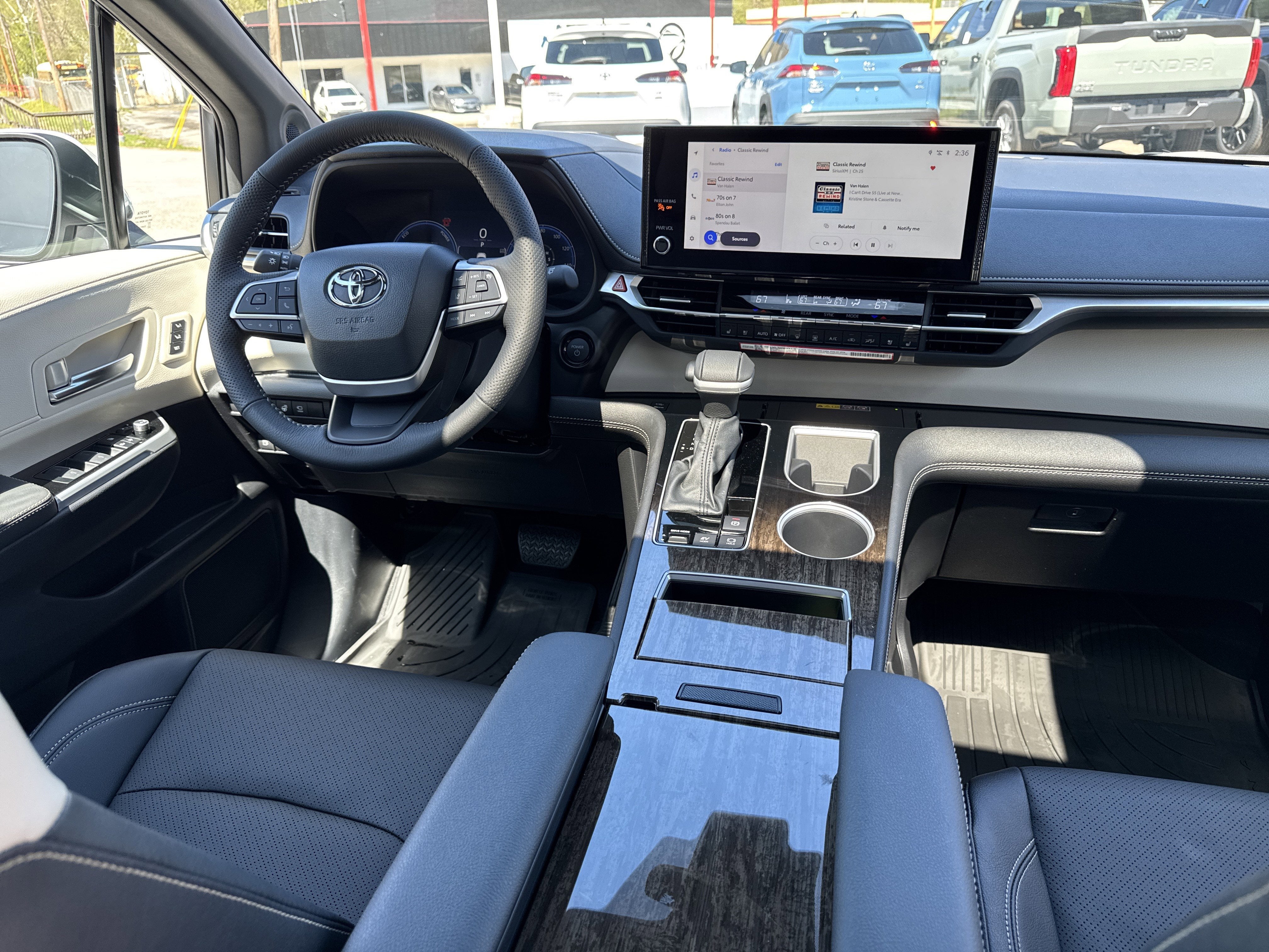 2026 Toyota Sienna Platinum