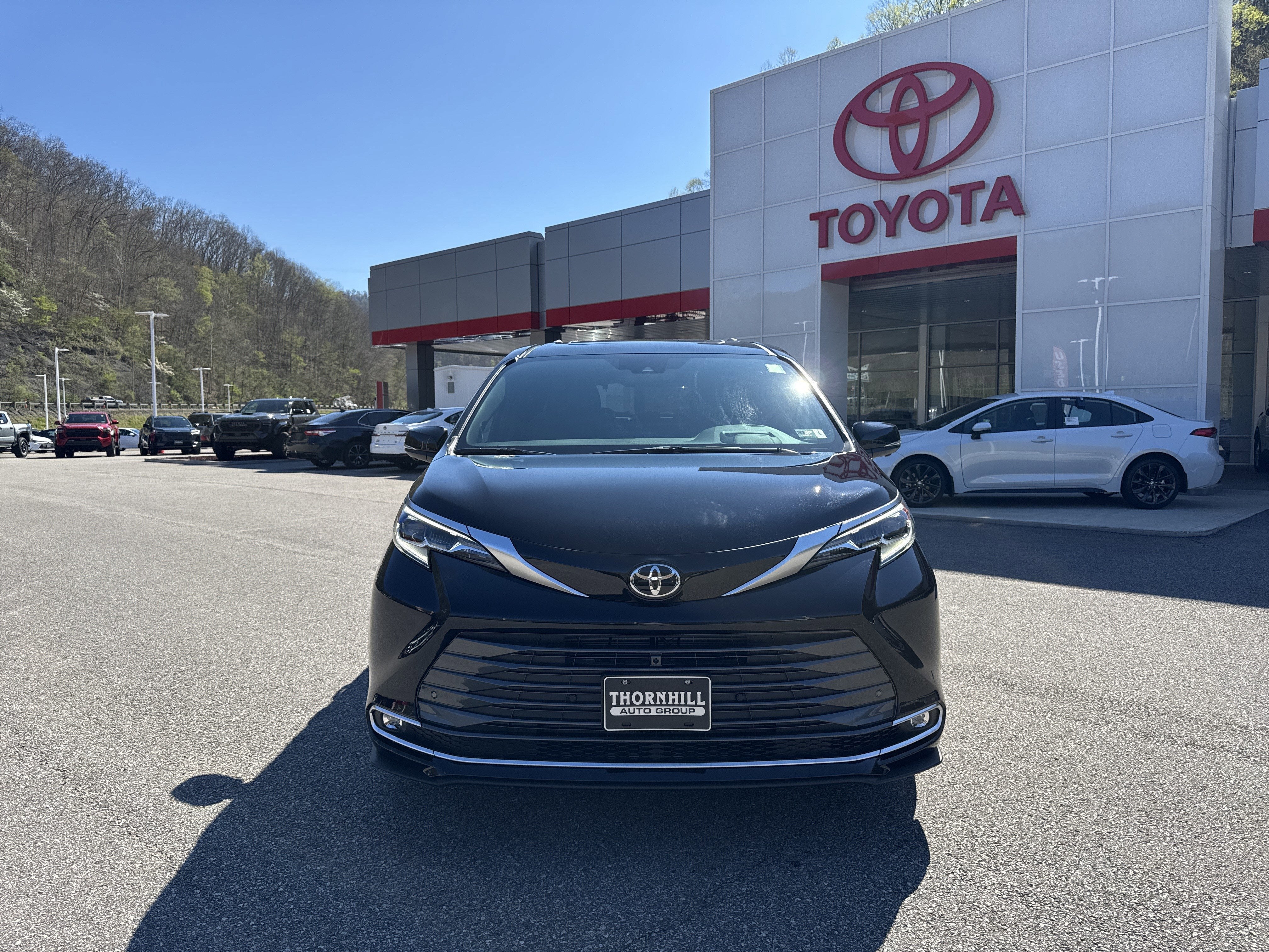 2026 Toyota Sienna Platinum