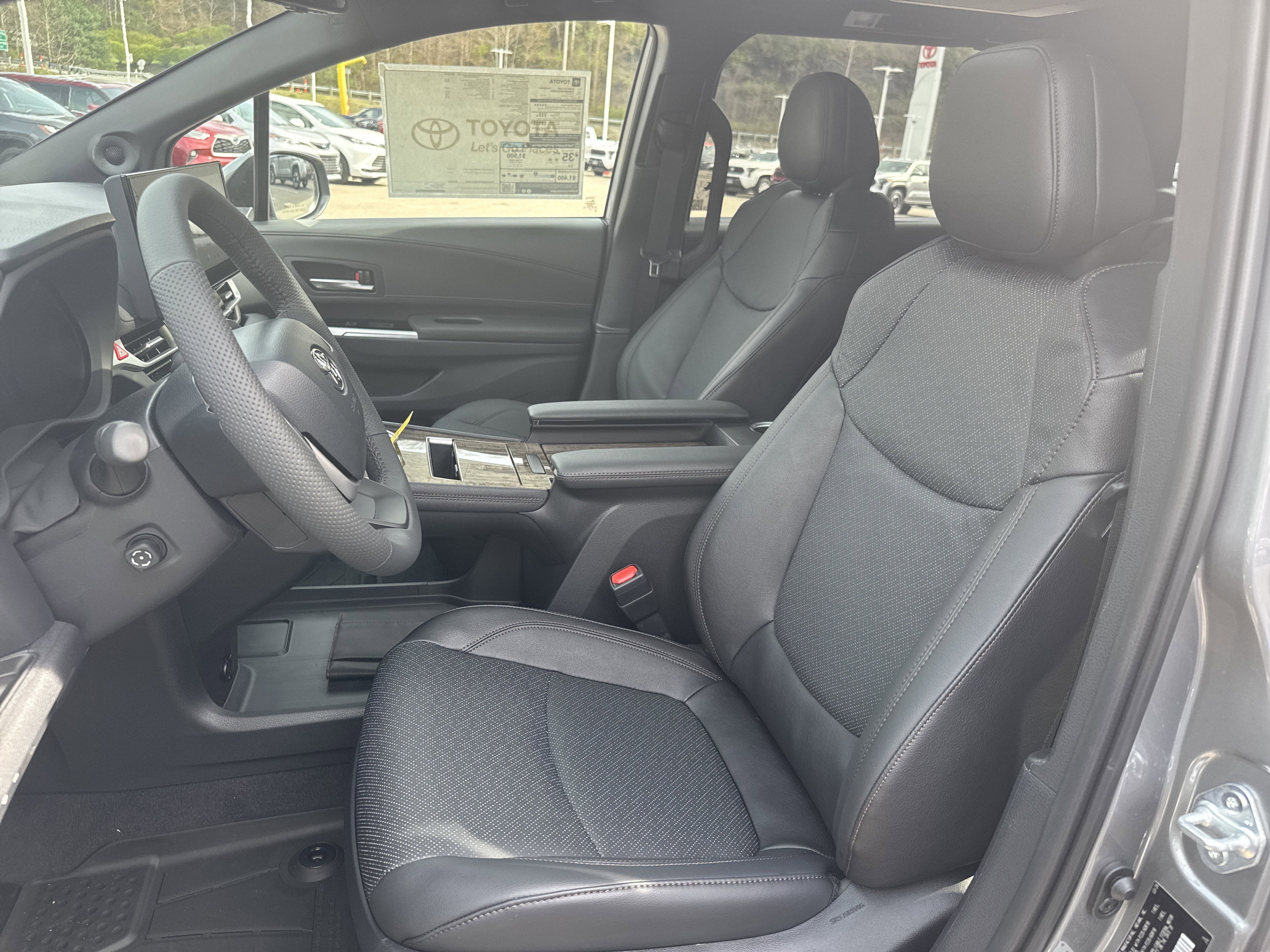 2026 Toyota Sienna Platinum