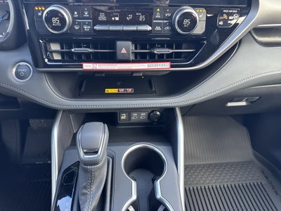 2026 Toyota Highlander Hybrid Hybrid XLE