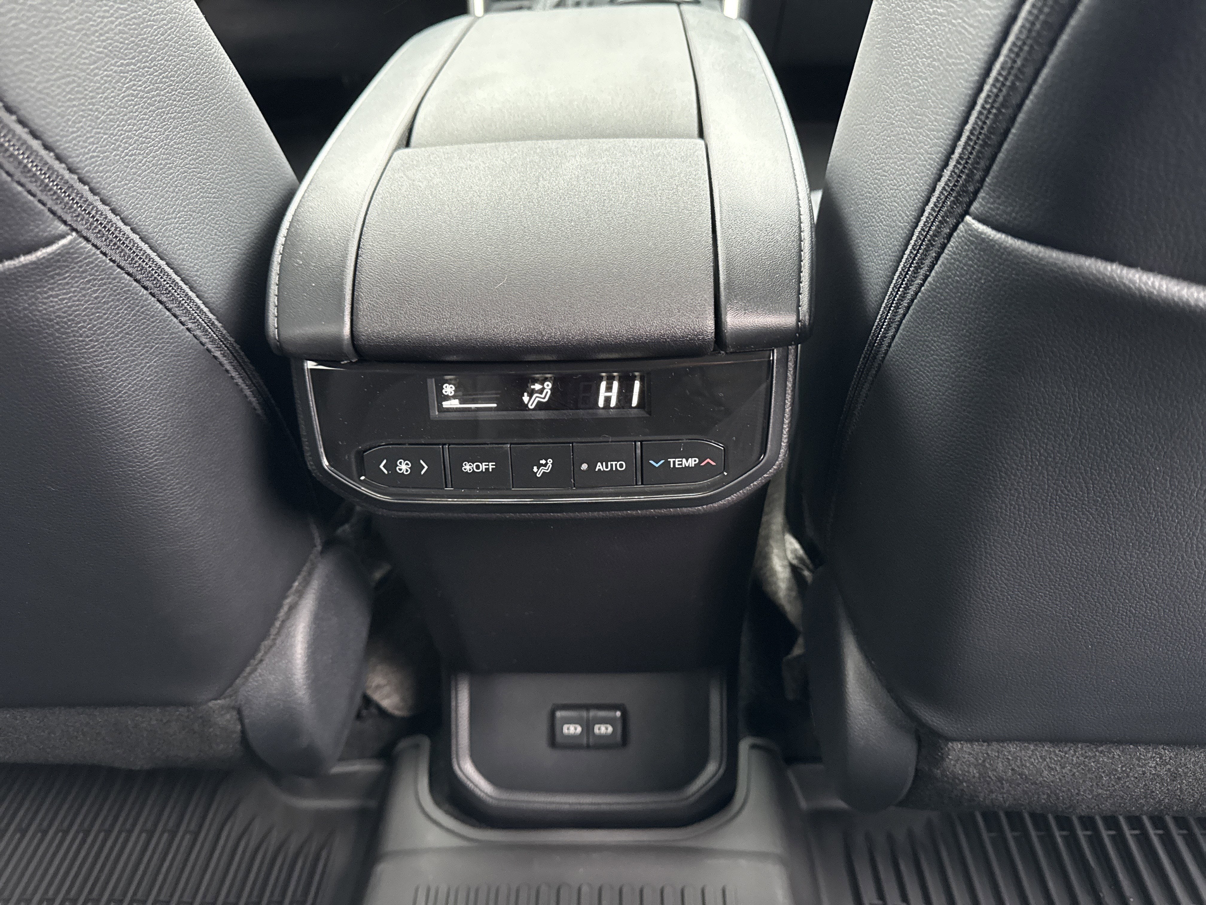 2026 Toyota Highlander Hybrid Hybrid XLE