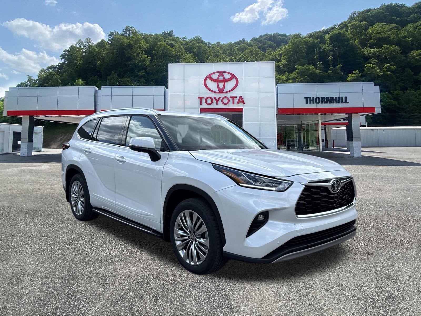 2026 Toyota Highlander Platinum