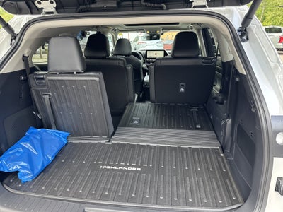 2026 Toyota Highlander Platinum