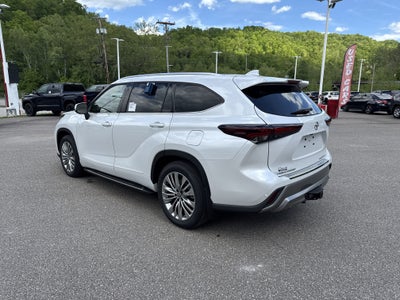 2026 Toyota Highlander Platinum