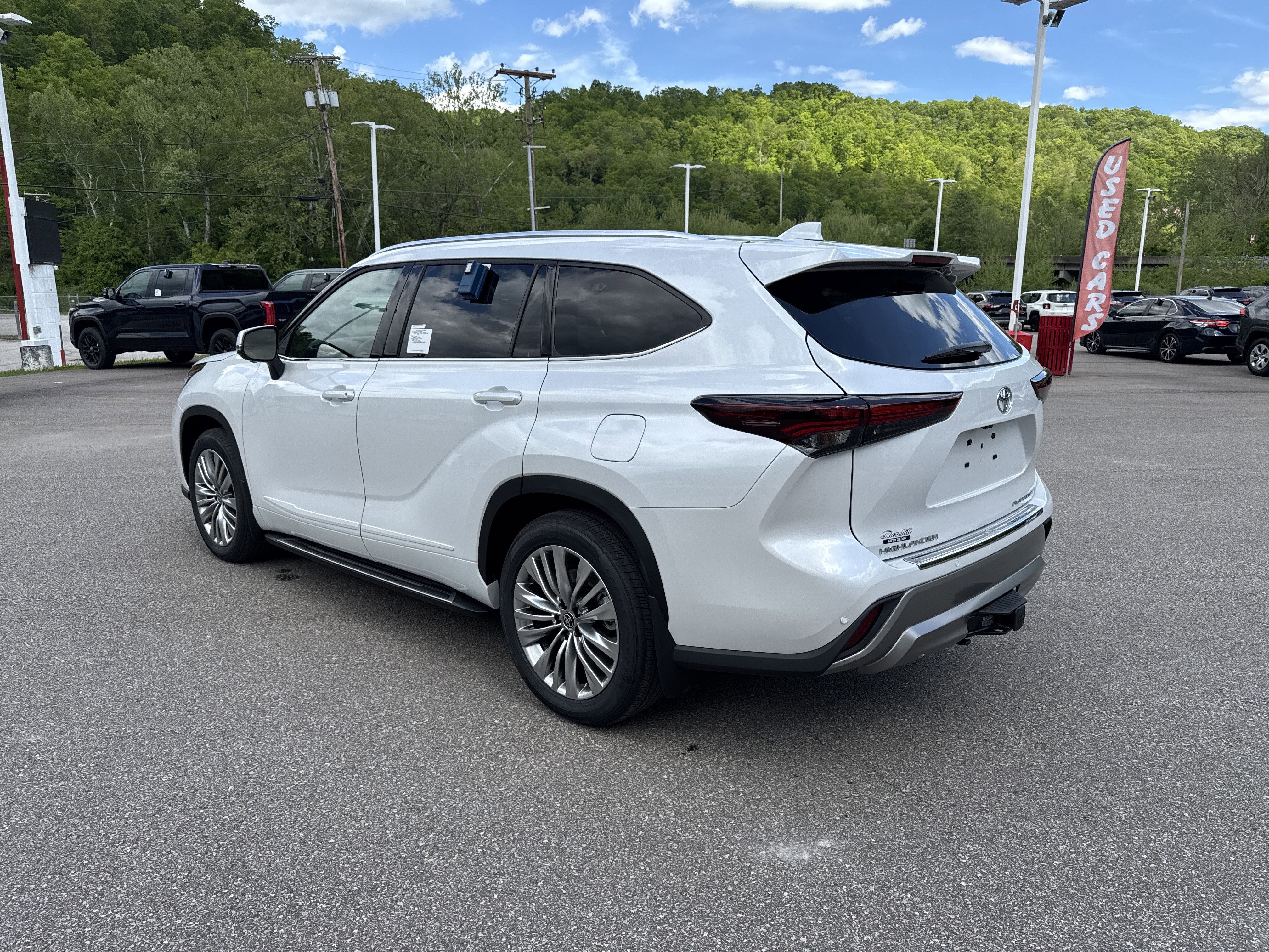 2026 Toyota Highlander Platinum