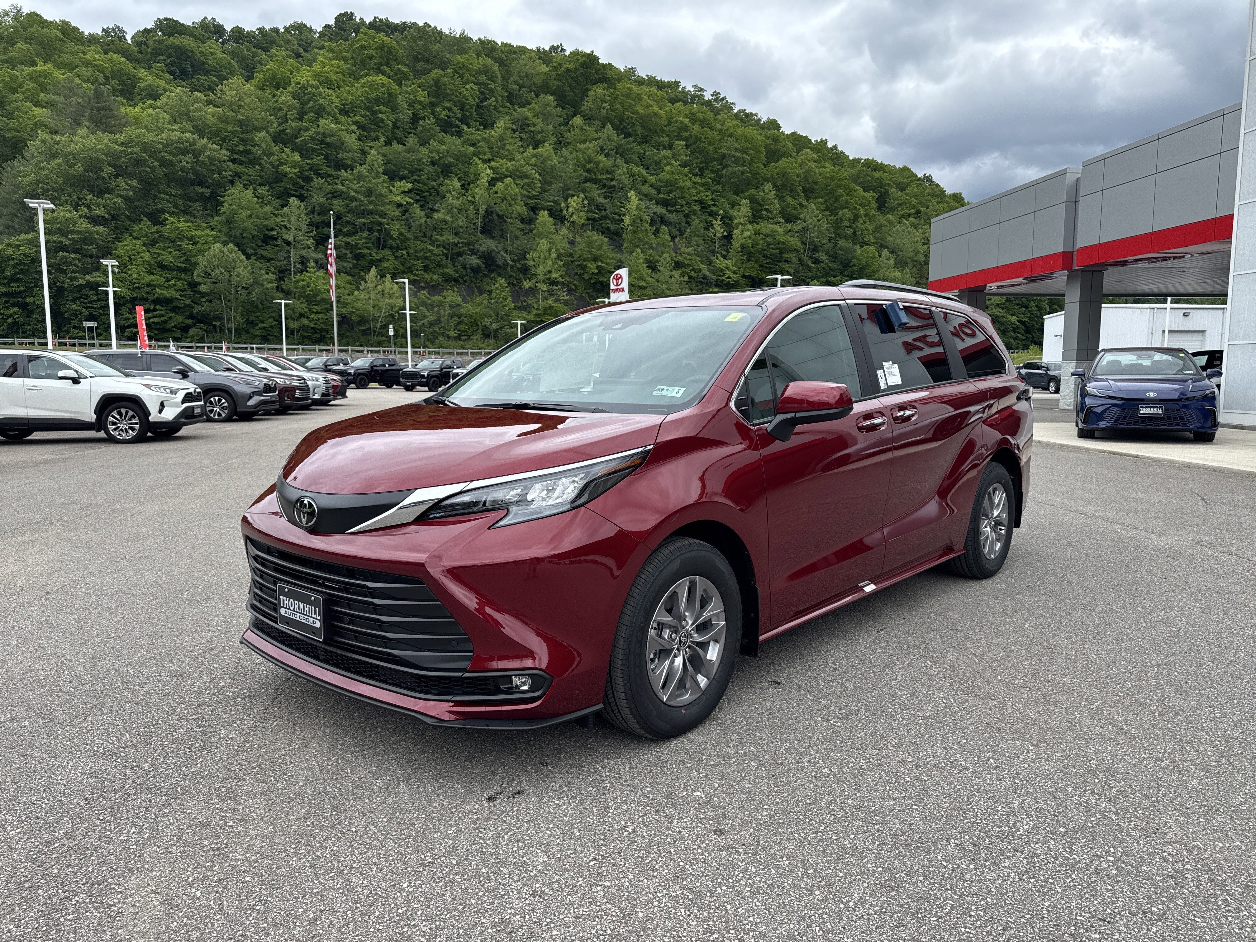2026 Toyota Sienna XLE