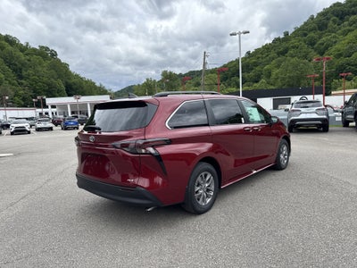 2026 Toyota Sienna XLE