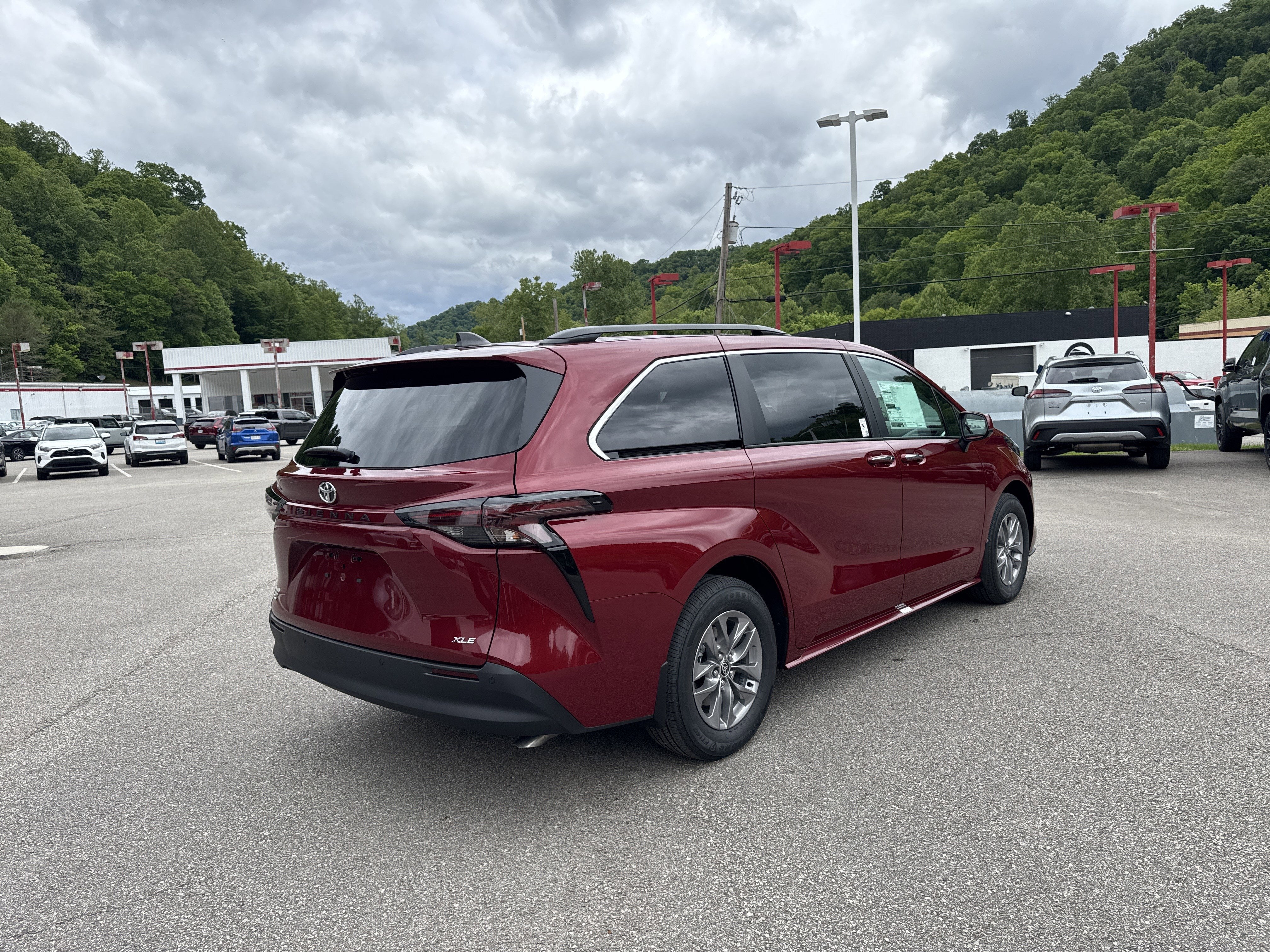 2026 Toyota Sienna XLE