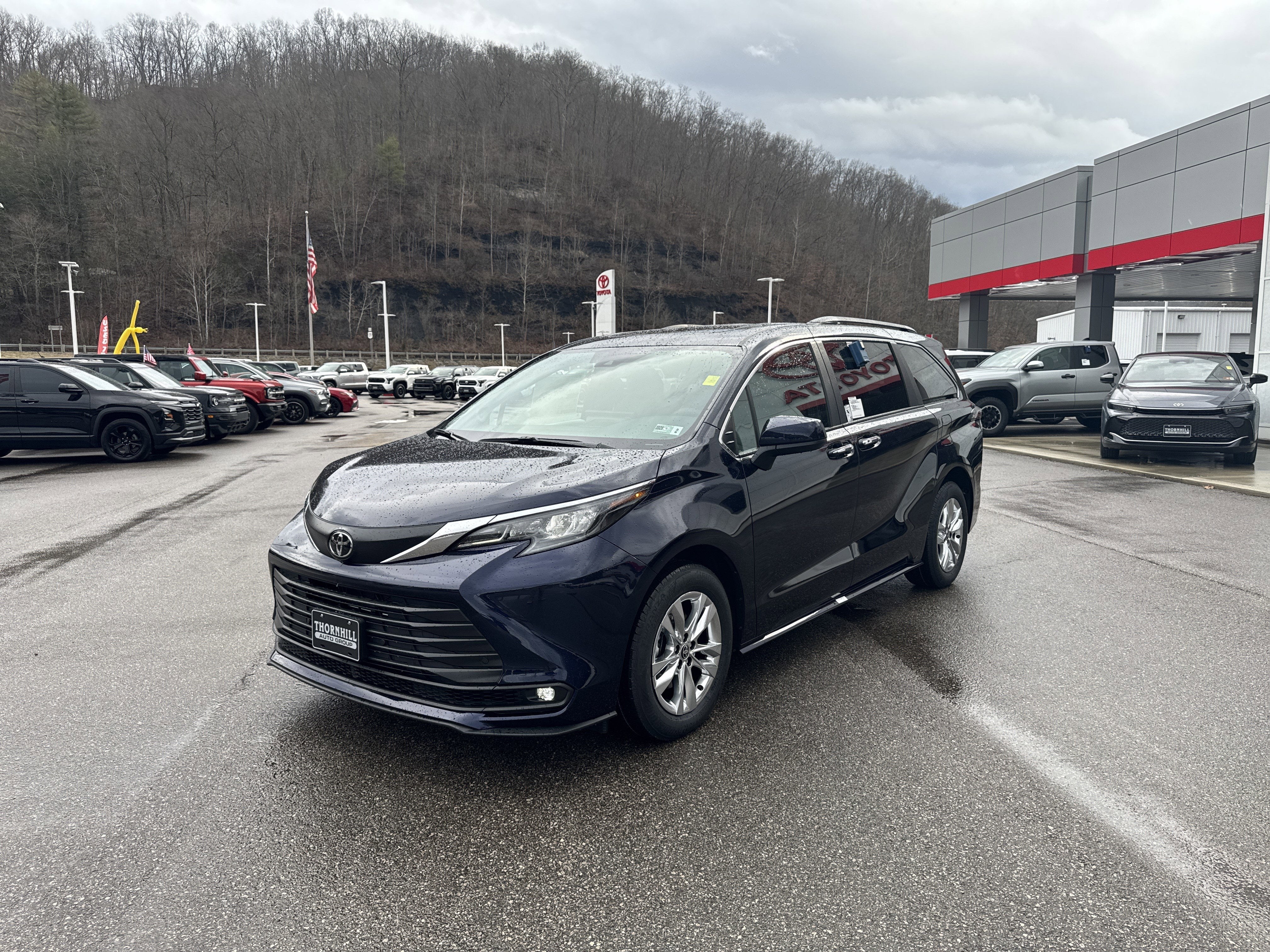 2026 Toyota Sienna XLE