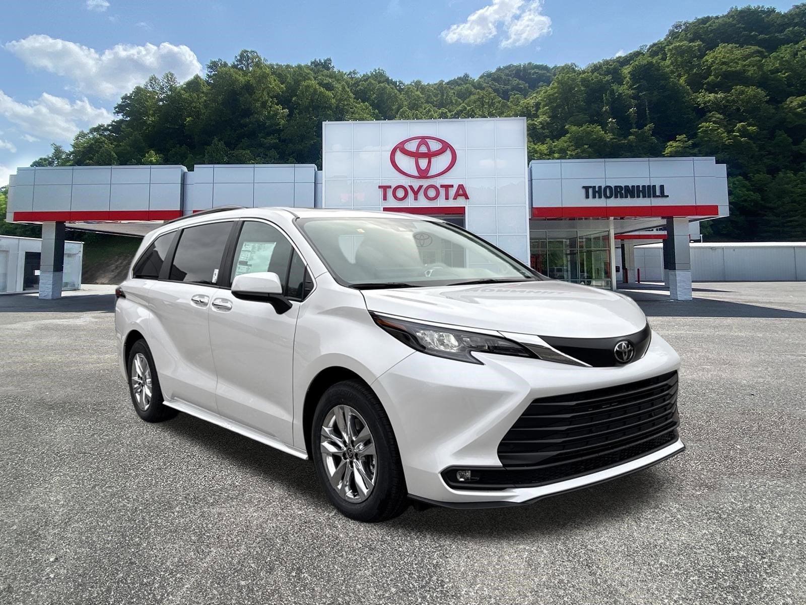 2026 Toyota Sienna XLE