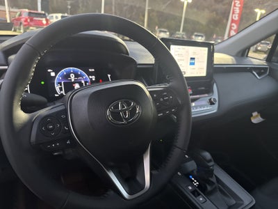 2026 Toyota Corolla Cross LE