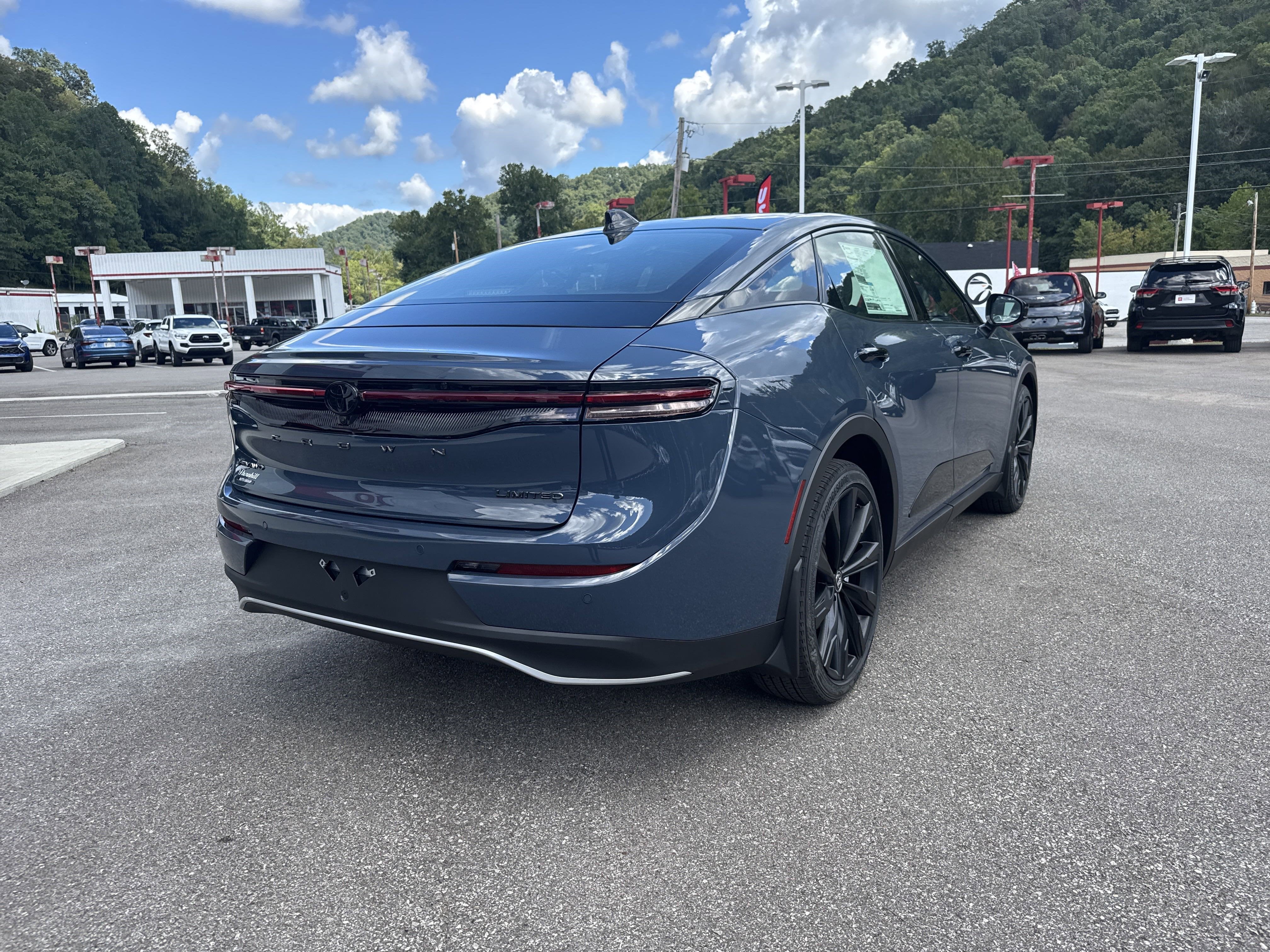 2026 Toyota Toyota Crown Nightshade