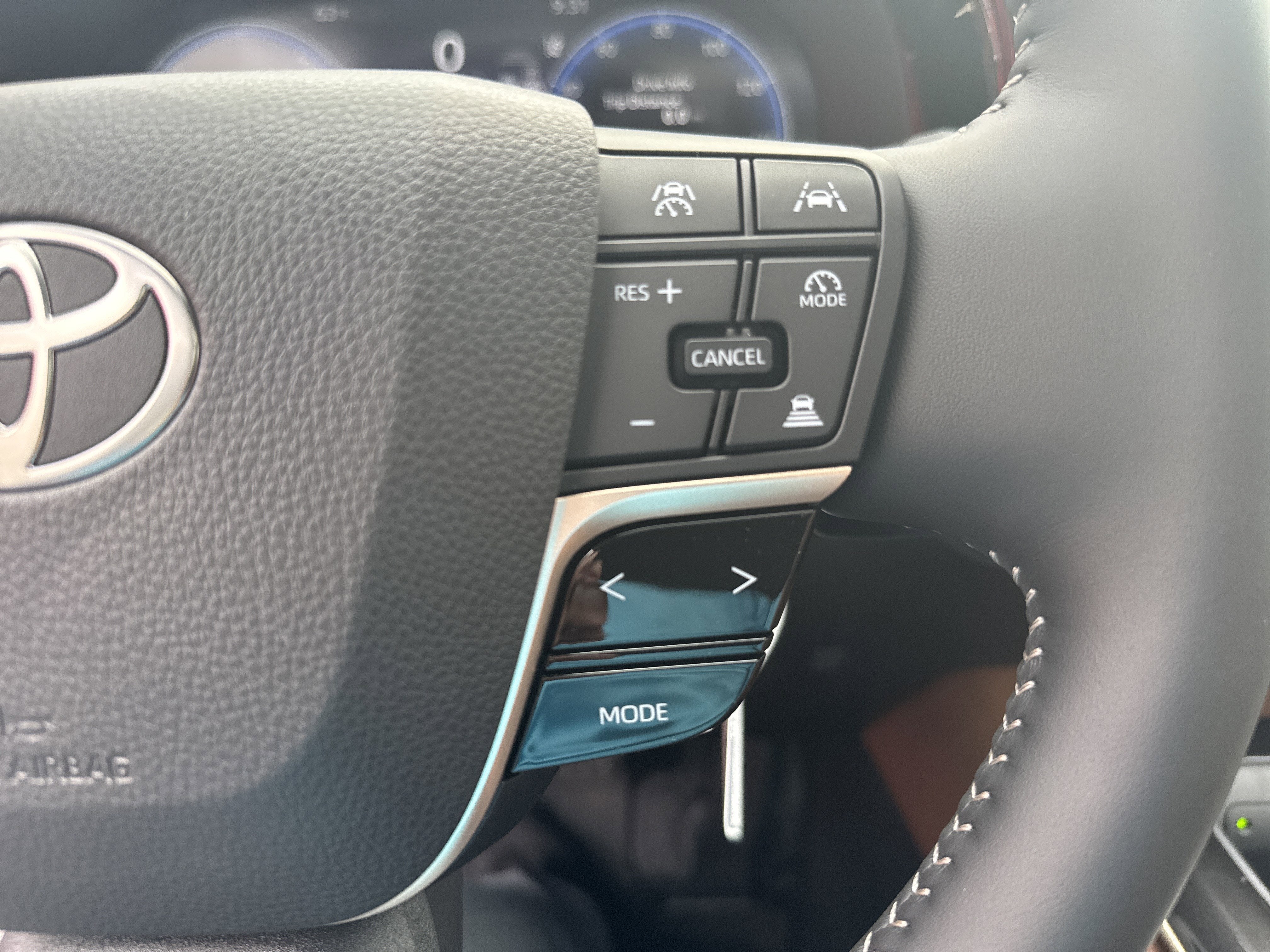 2025 Toyota Toyota Crown Signia Limited