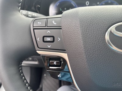 2025 Toyota Toyota Crown Signia Limited