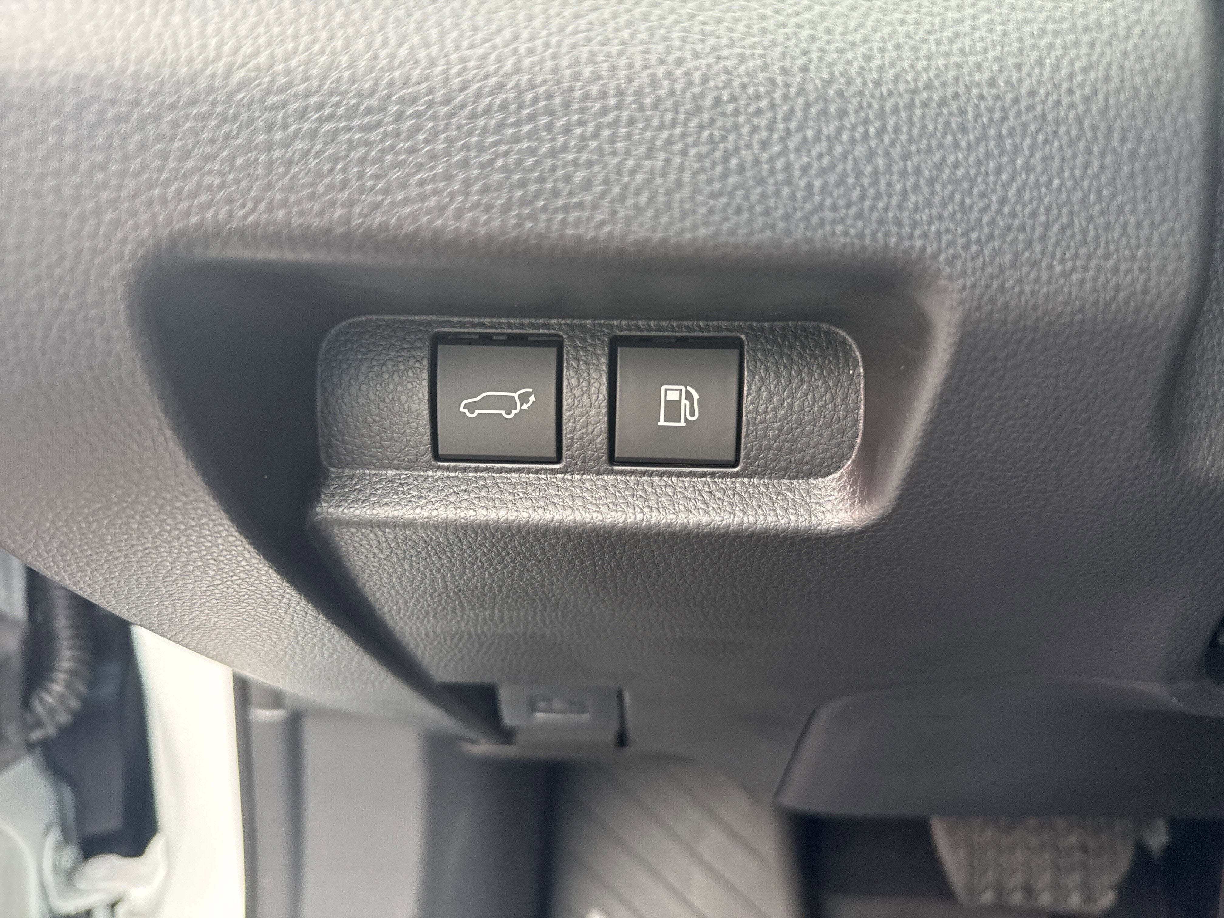 2025 Toyota Toyota Crown Signia Limited