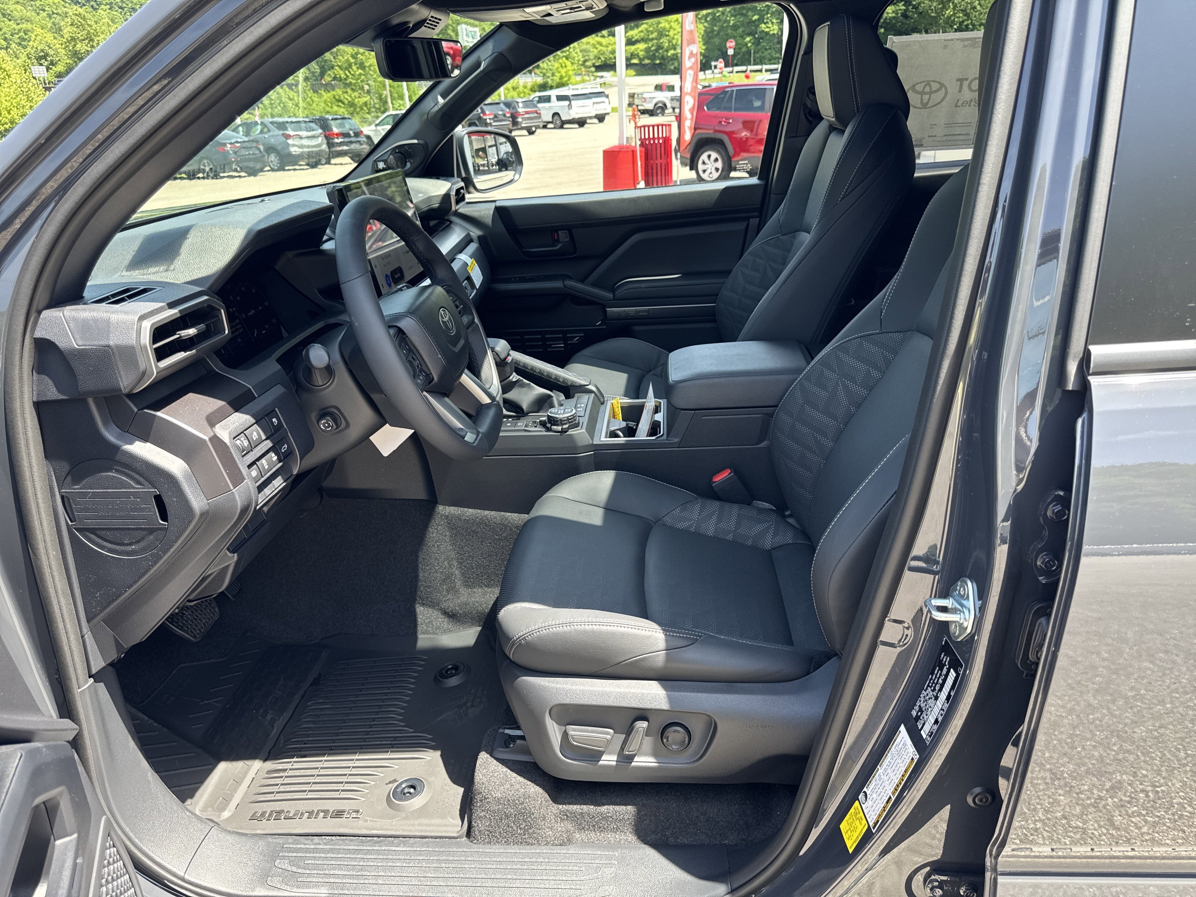 2026 Toyota 4Runner i-FORCE MAX TRD Off-Road Premium i-FORCE MAX