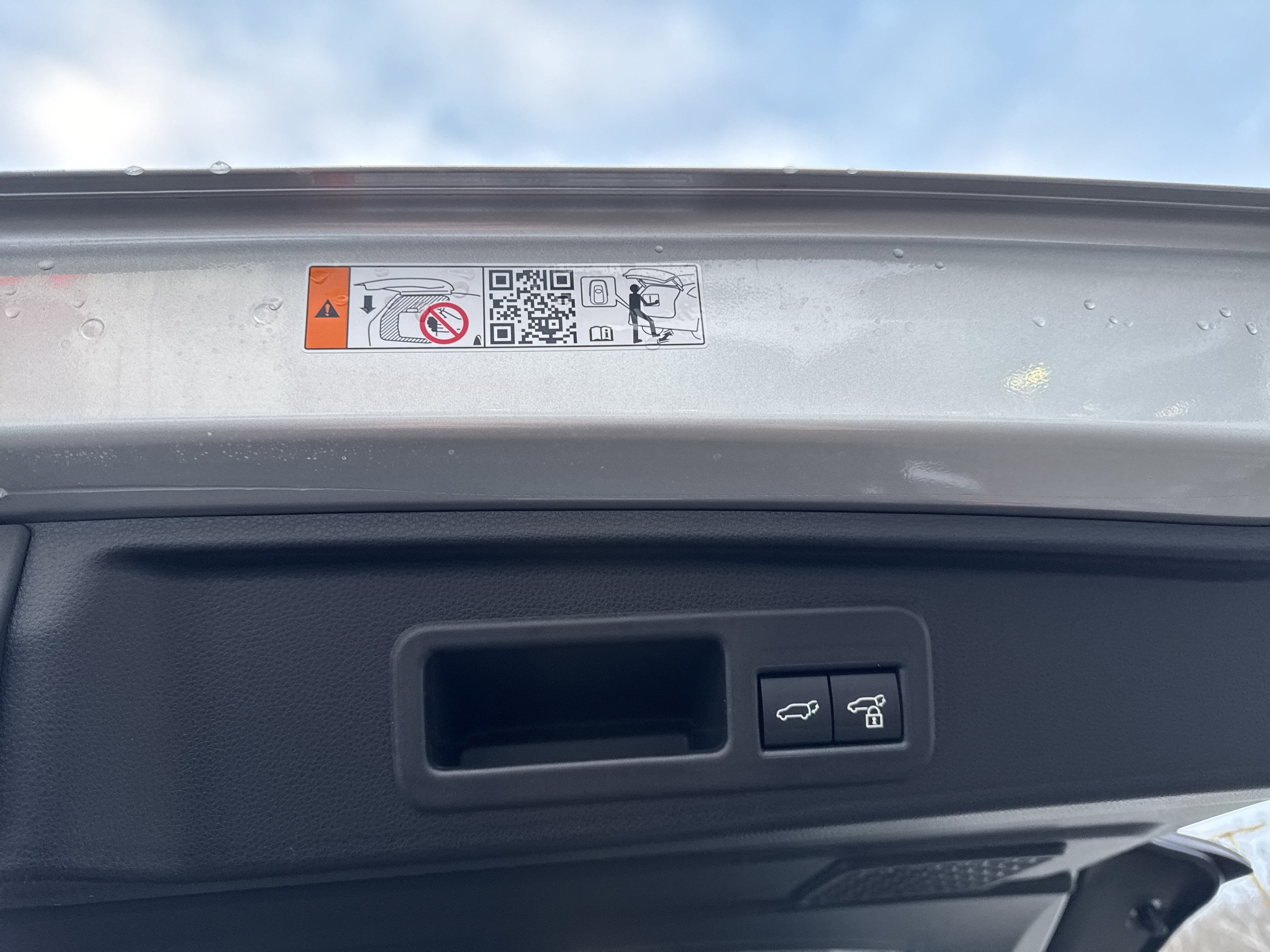 2026 Toyota 4Runner i-FORCE MAX Platinum