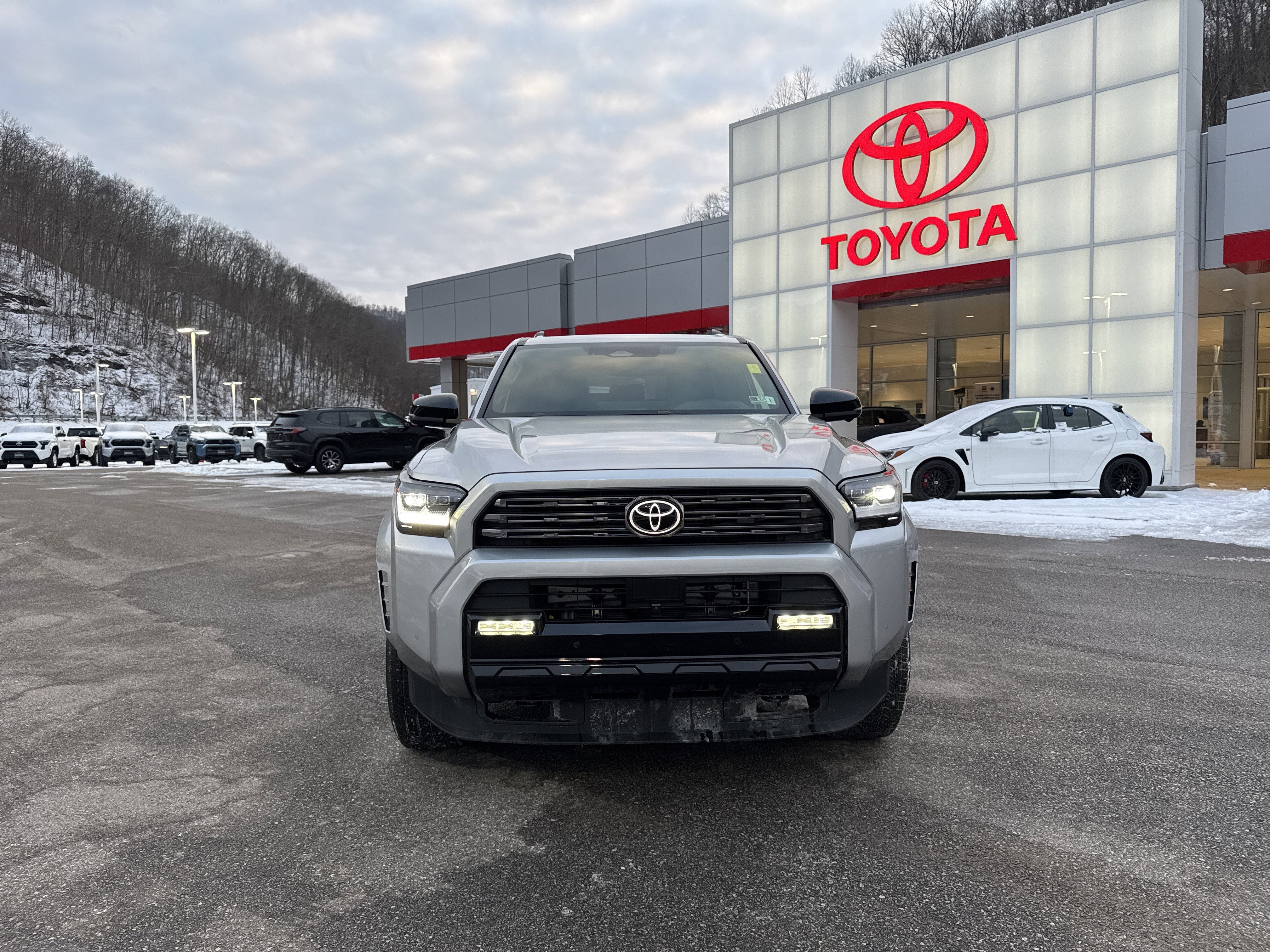 2026 Toyota 4Runner i-FORCE MAX Platinum