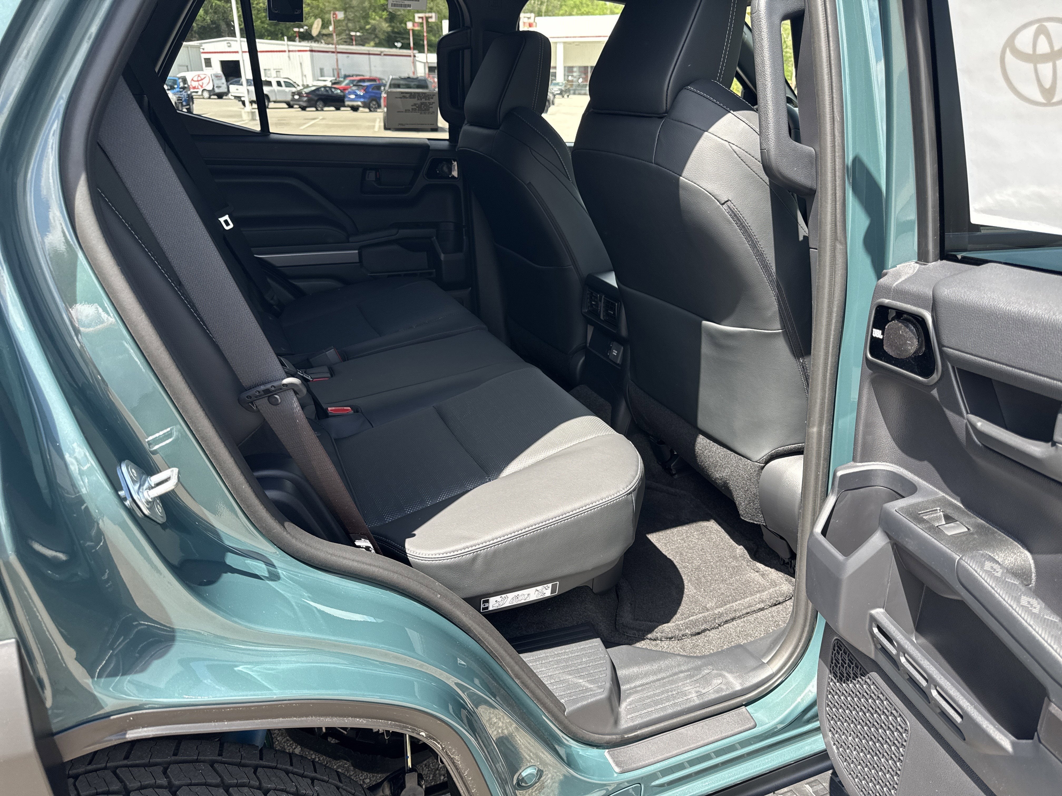 2026 Toyota 4Runner i-FORCE MAX TRD Off-Road Premium i-FORCE MAX