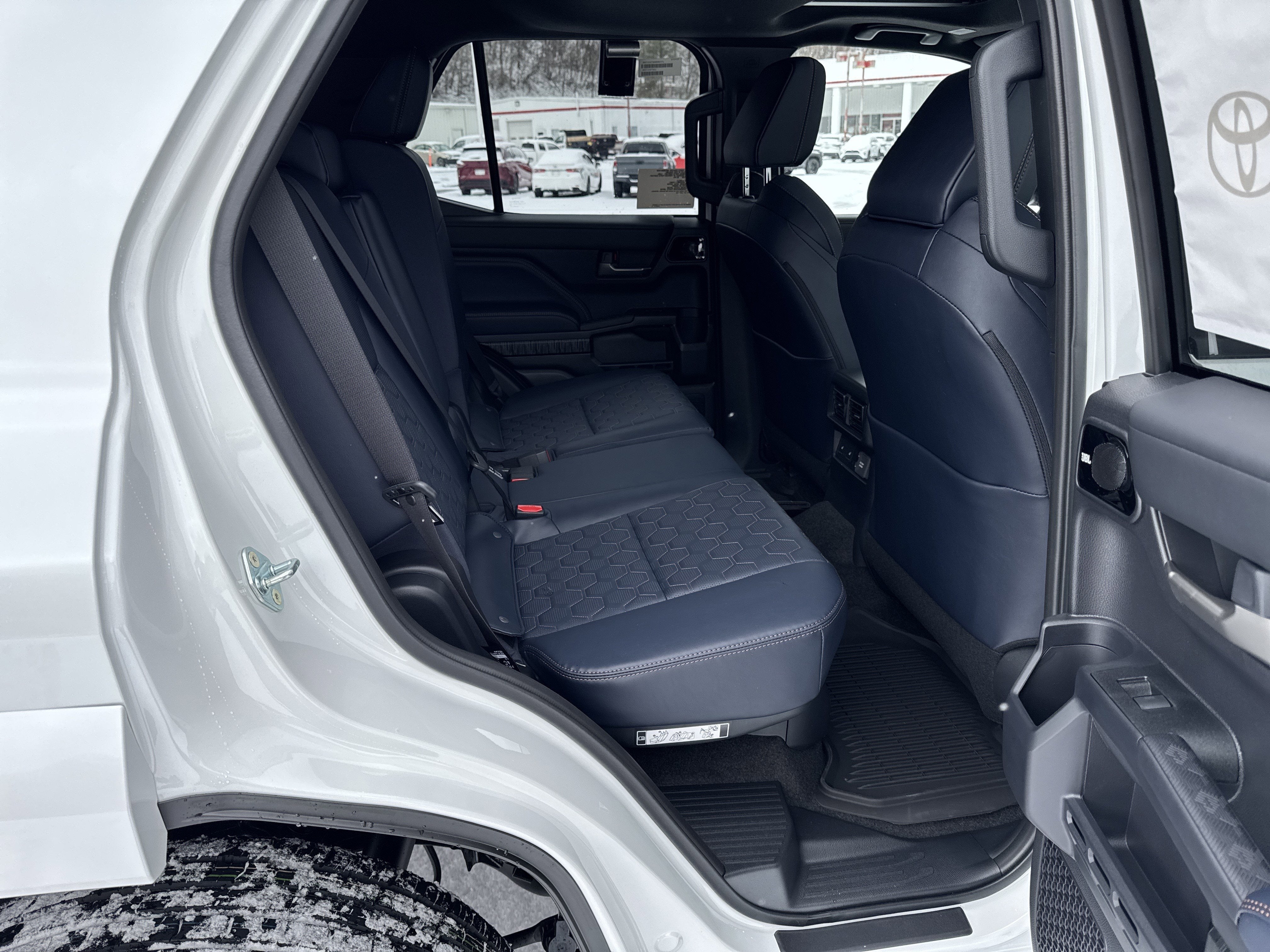 2026 Toyota 4Runner i-FORCE MAX Platinum