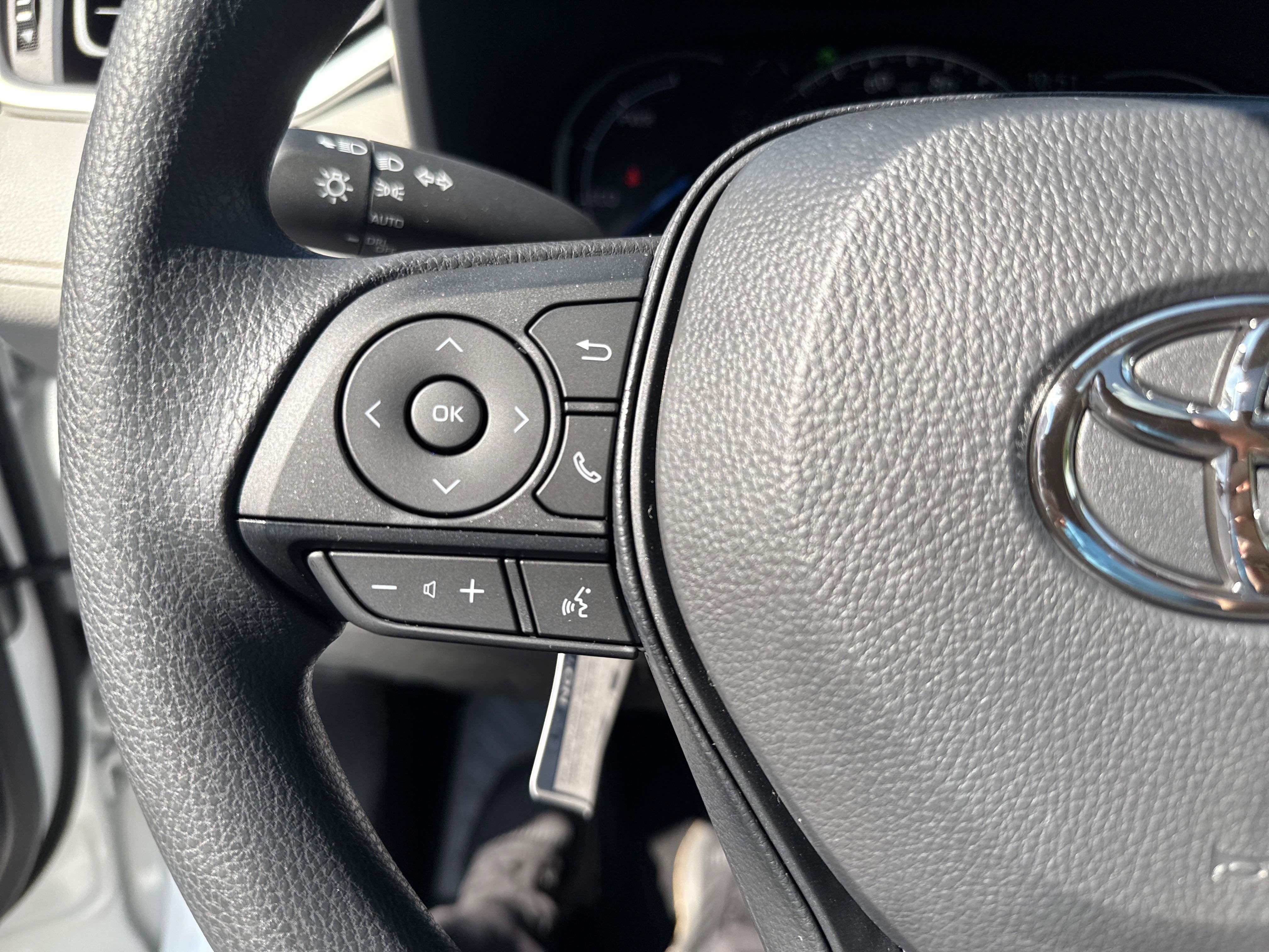 2025 Toyota RAV4 Hybrid Hybrid XLE