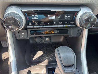 2025 Toyota RAV4 Hybrid Hybrid XLE