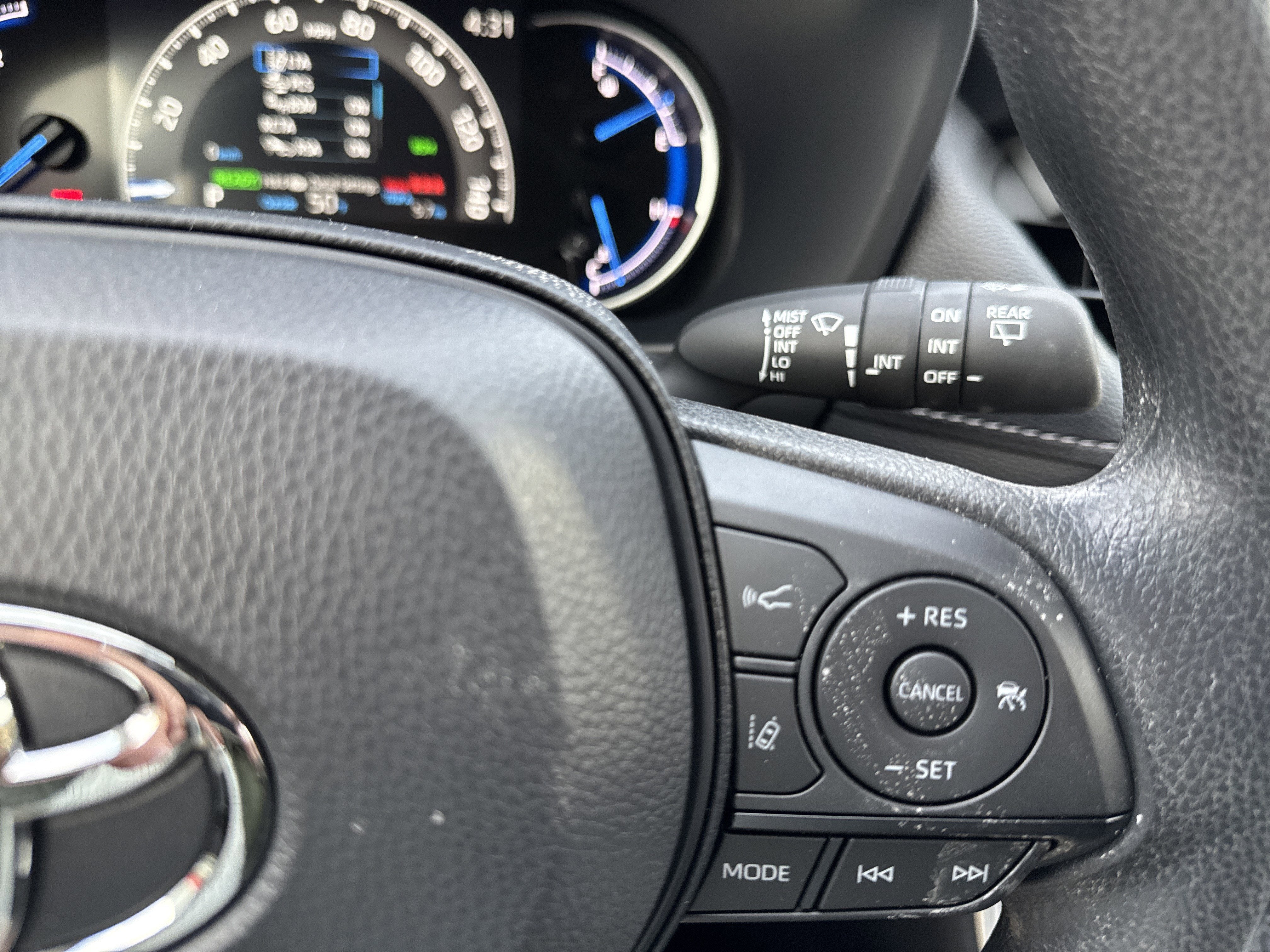 2025 Toyota RAV4 Hybrid Hybrid XLE