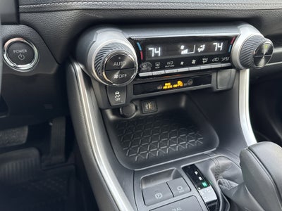 2025 Toyota RAV4 Hybrid Hybrid XLE