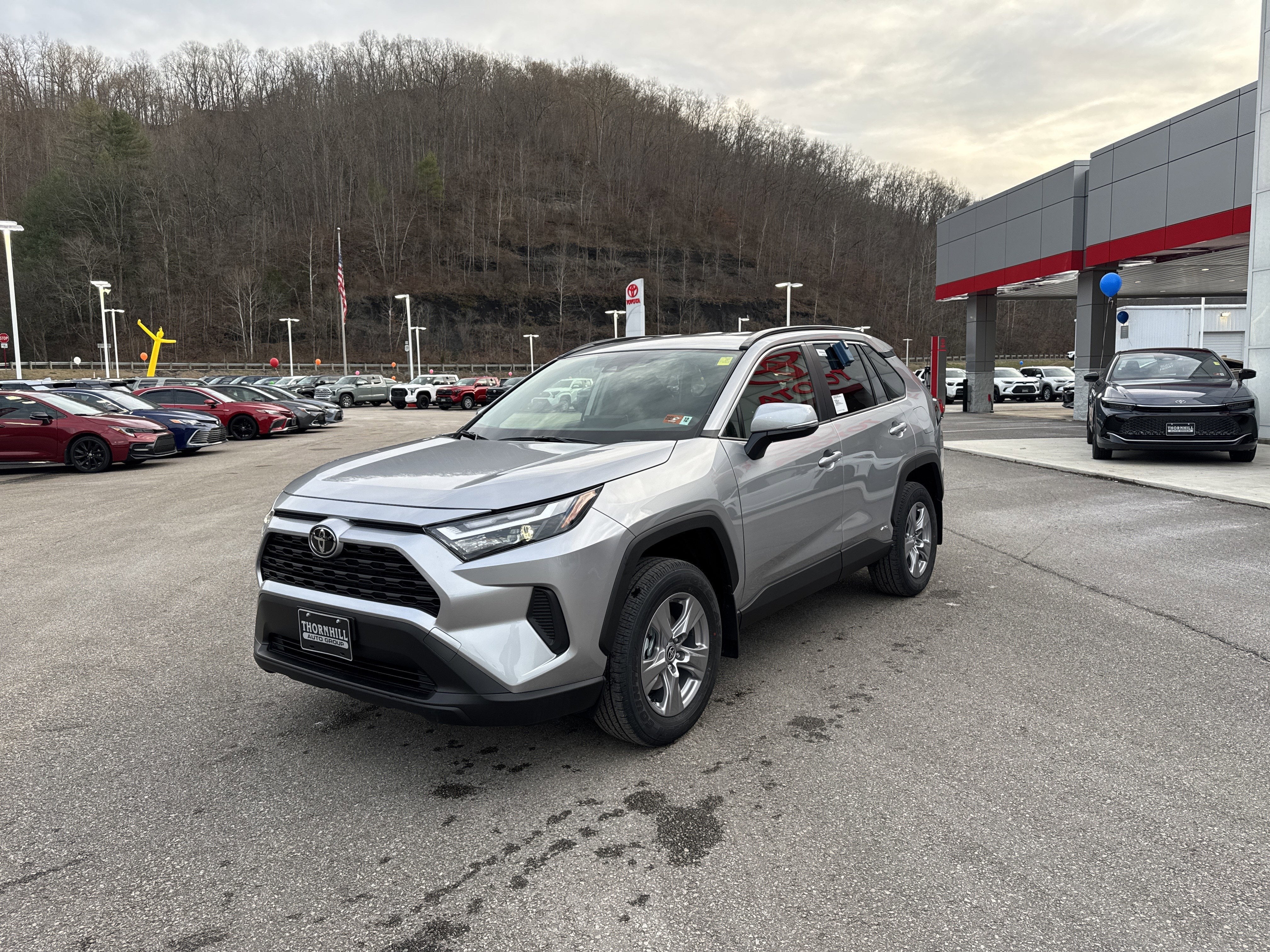 2025 Toyota RAV4 Hybrid Hybrid XLE