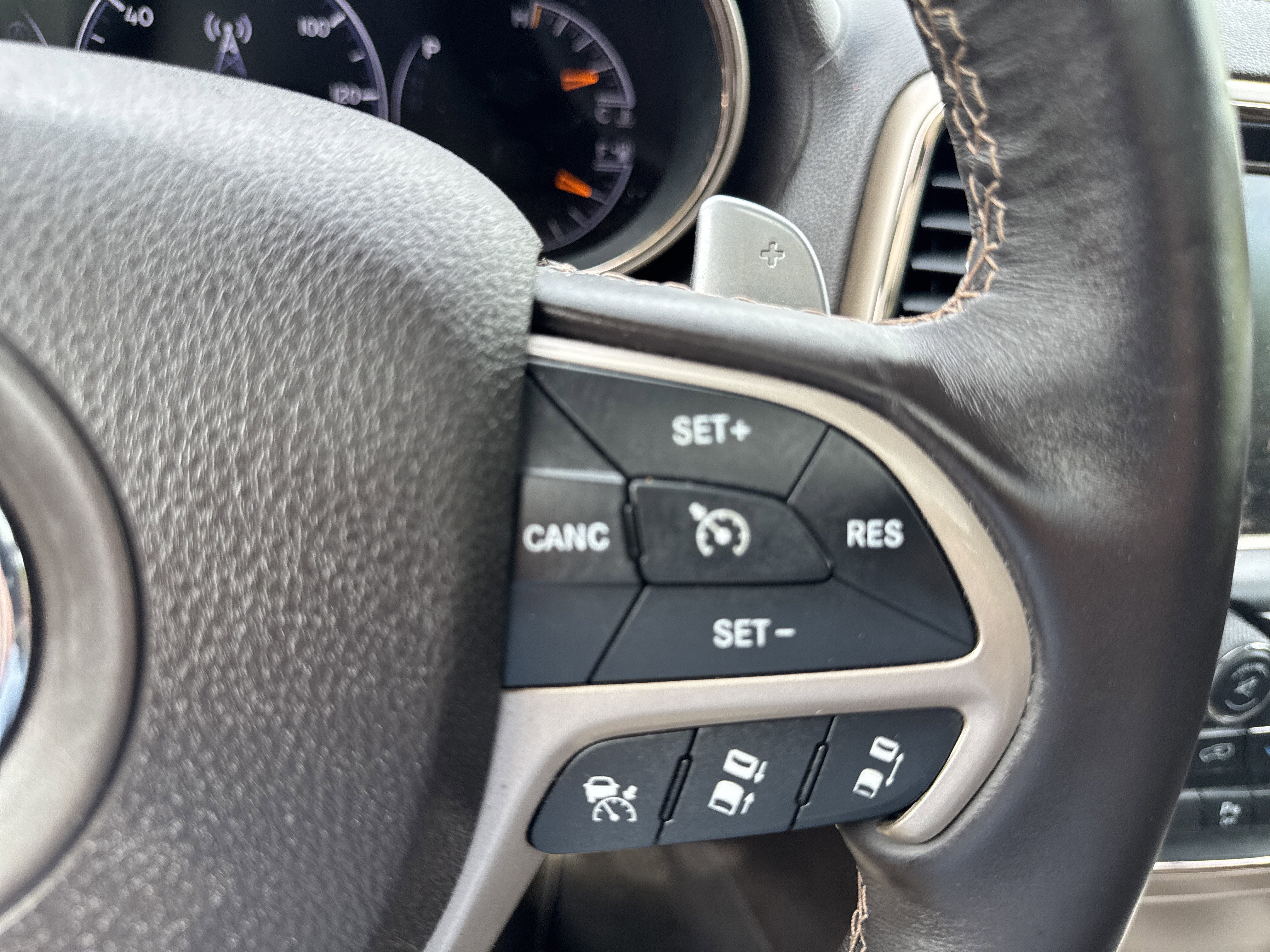 2016 Jeep Grand Cherokee Summit