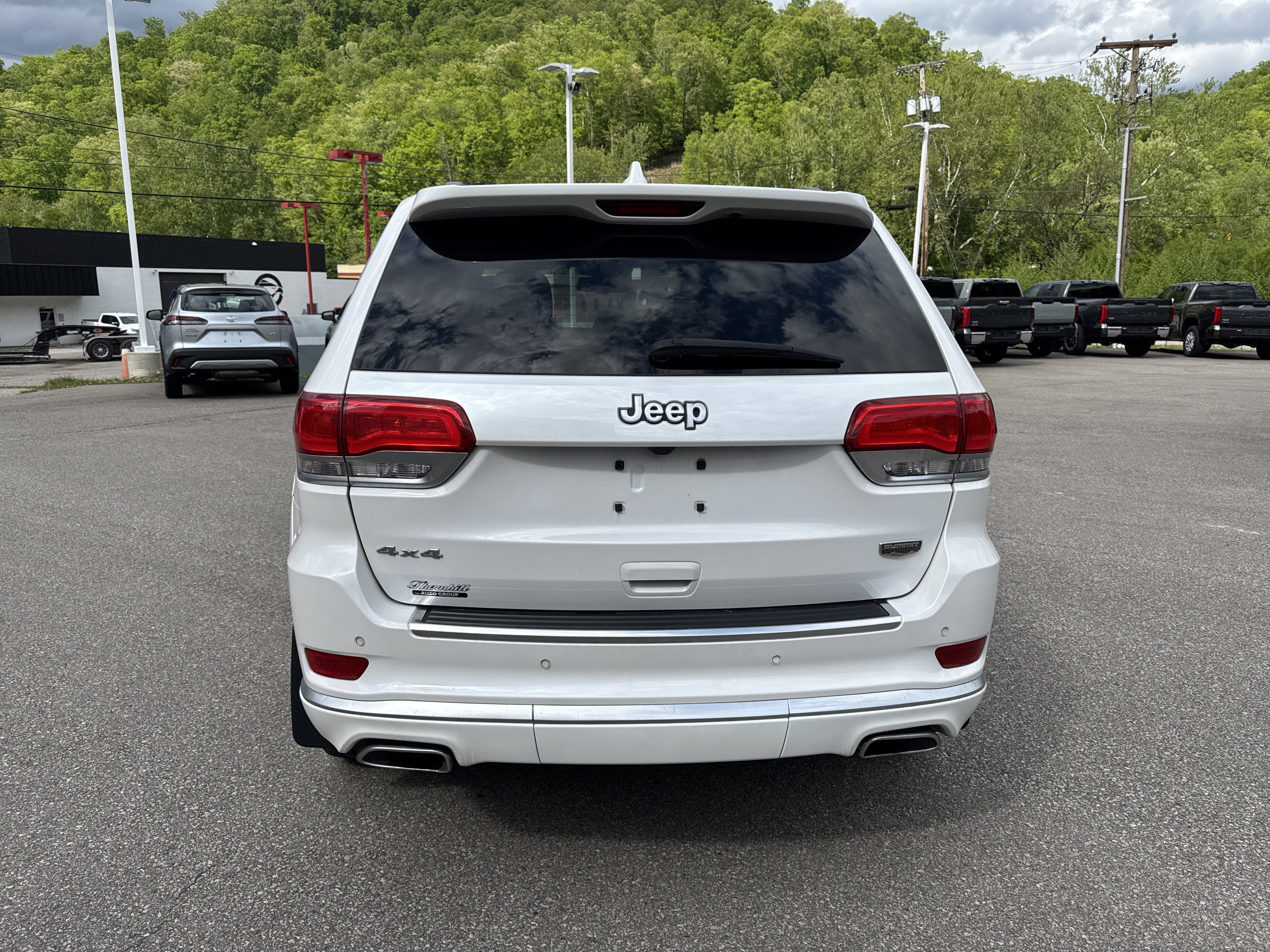 2016 Jeep Grand Cherokee Summit