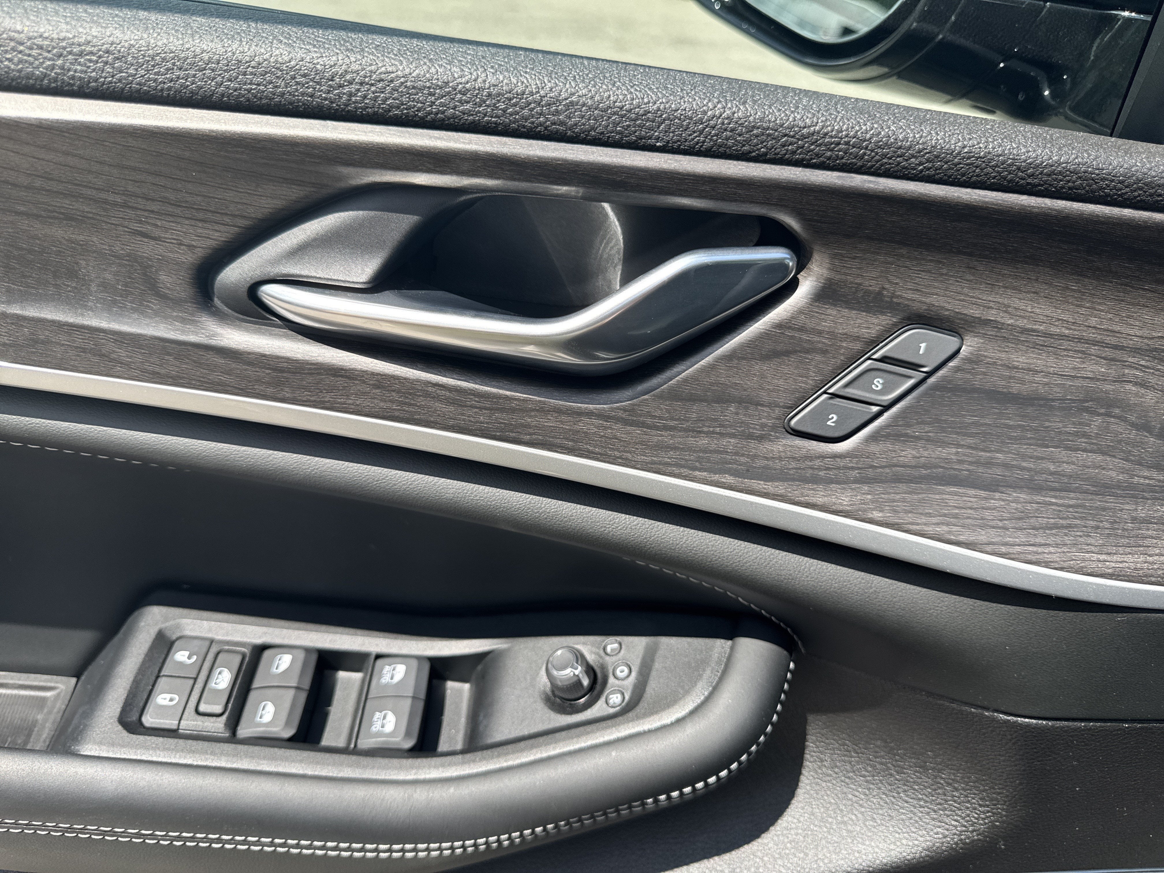 2026 Jeep Grand Cherokee L Limited Reserve