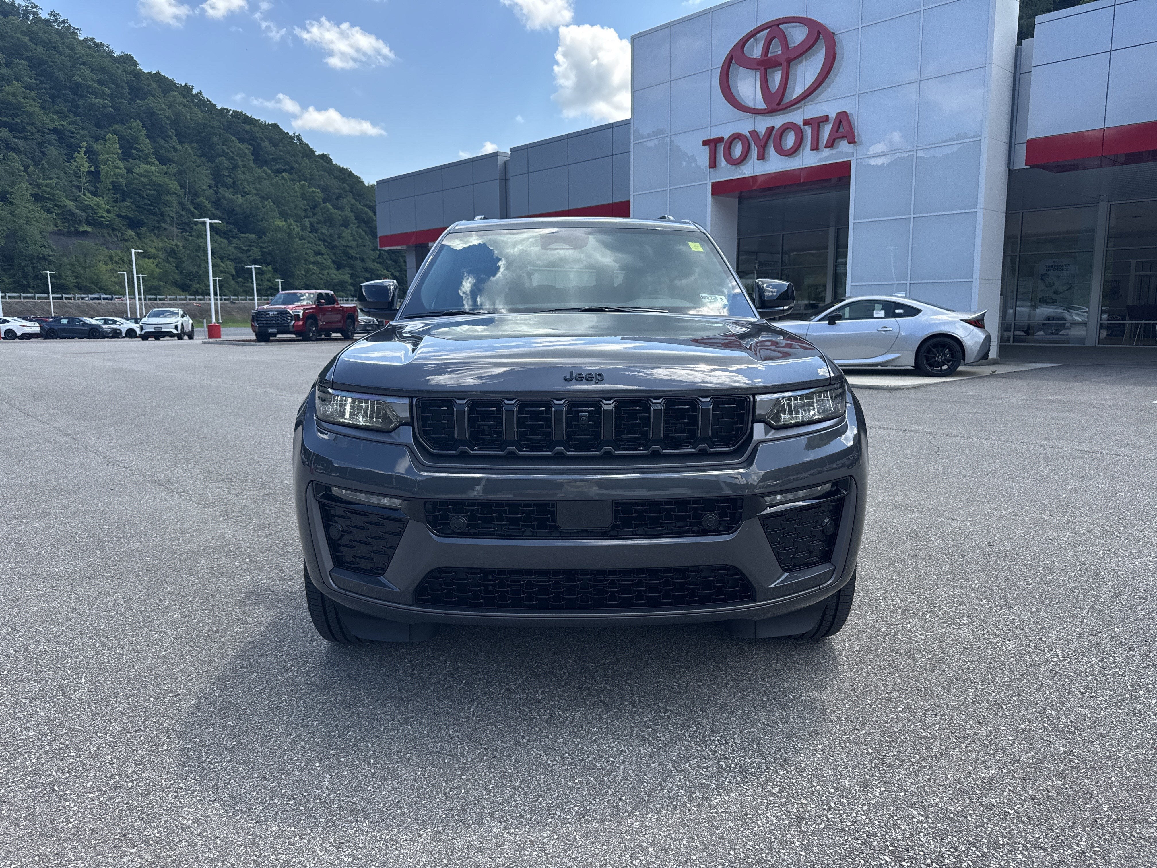 2026 Jeep Grand Cherokee L Limited Reserve