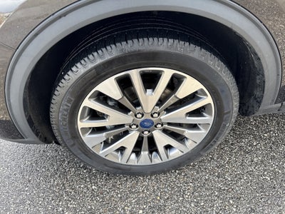 2022 Ford Escape Titanium