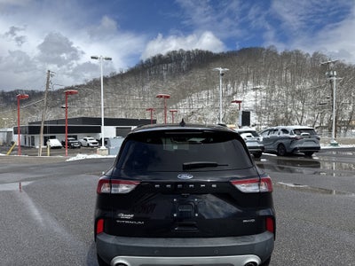 2022 Ford Escape Titanium