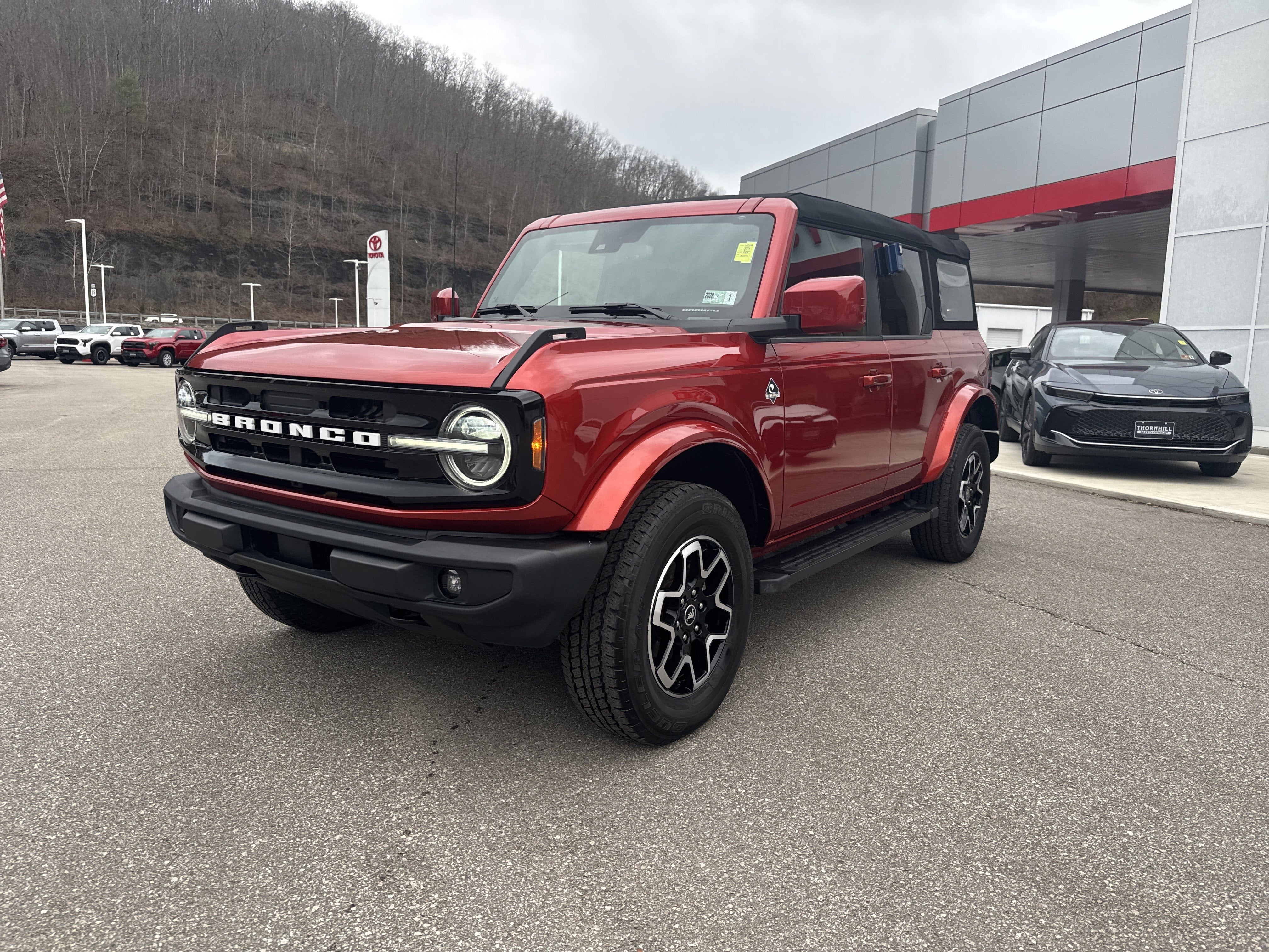 2024 Ford Bronco Outer Banks