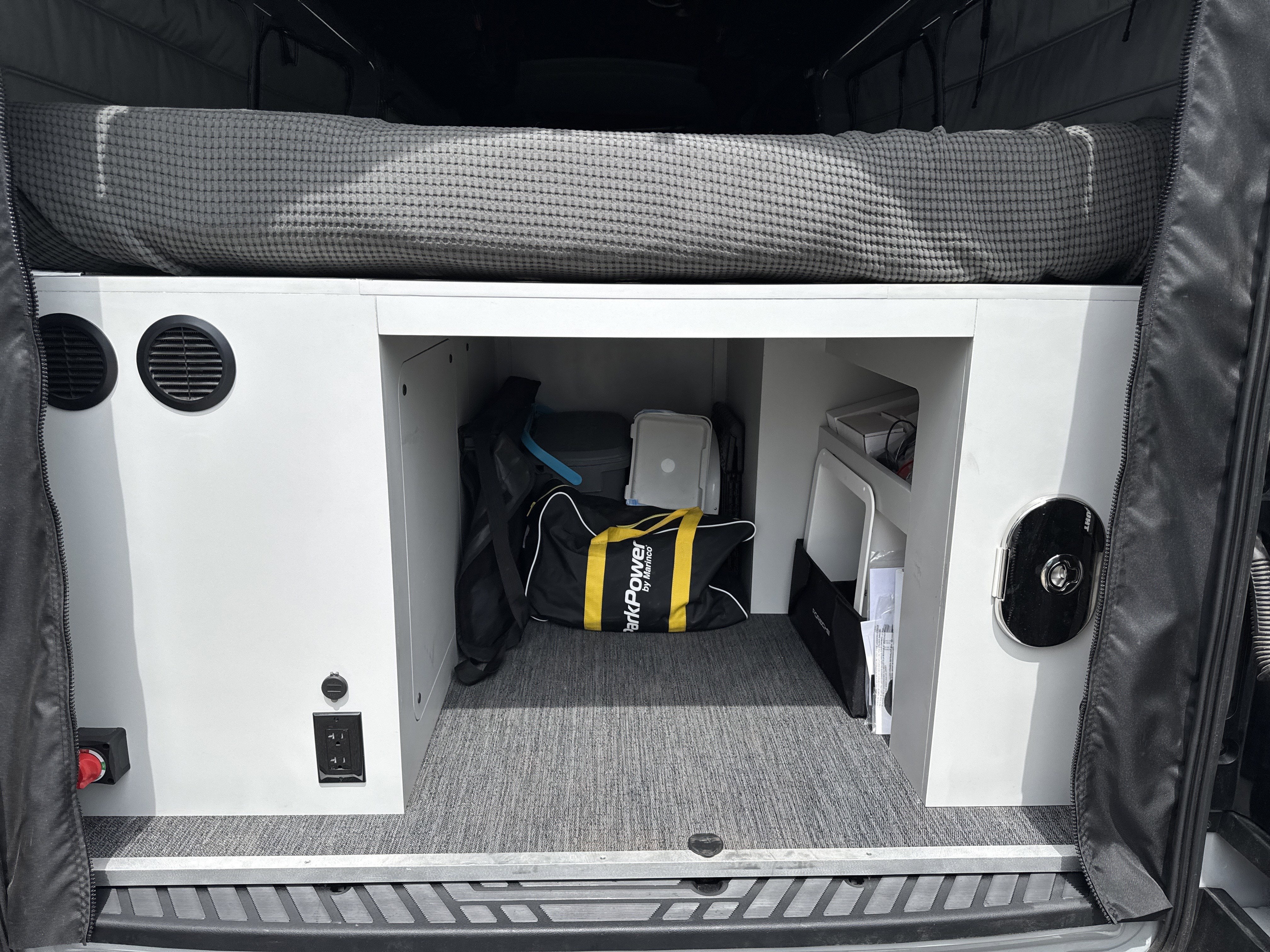 2024 Ford Transit Cargo Van T-250 148" EL Hi Rf 9070 GVWR AWD
