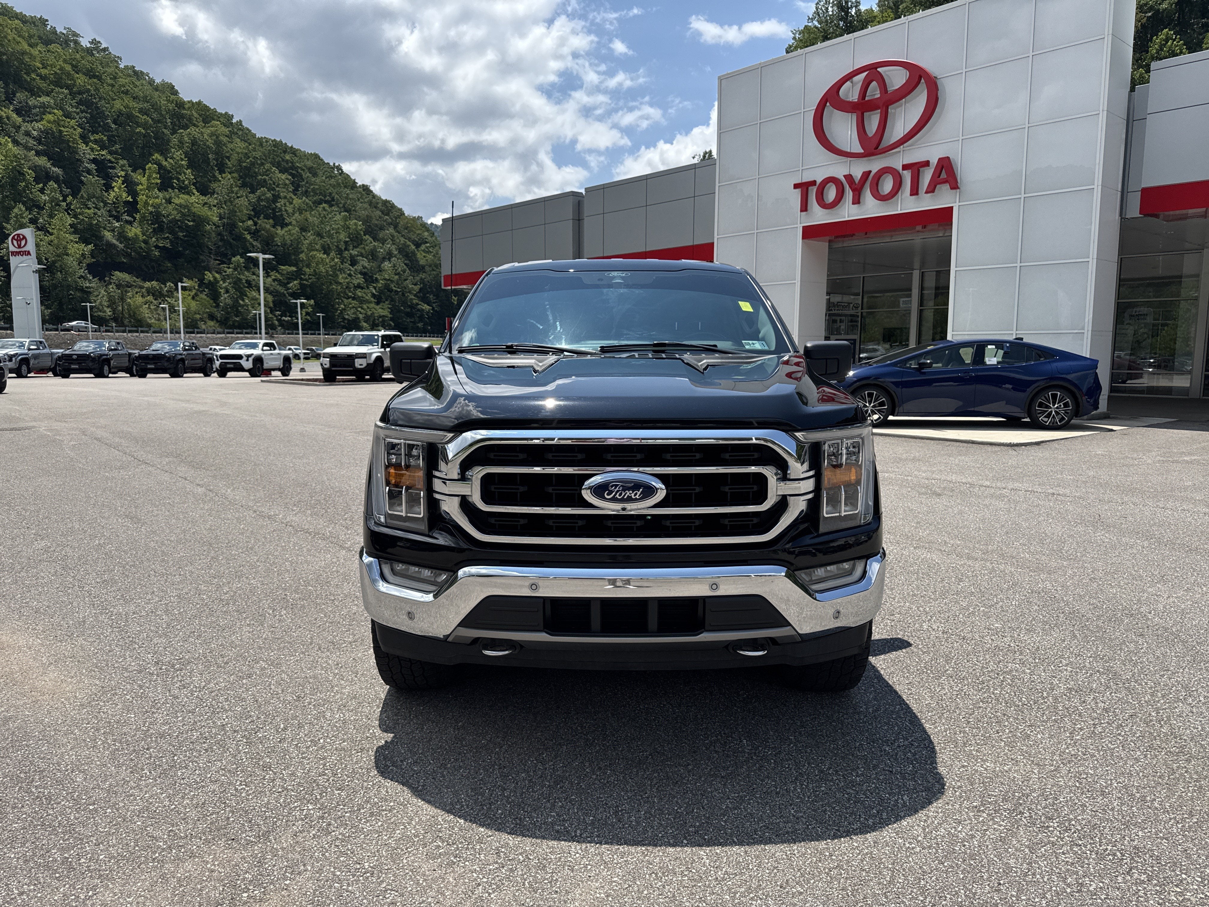 2021 Ford F-150 Base