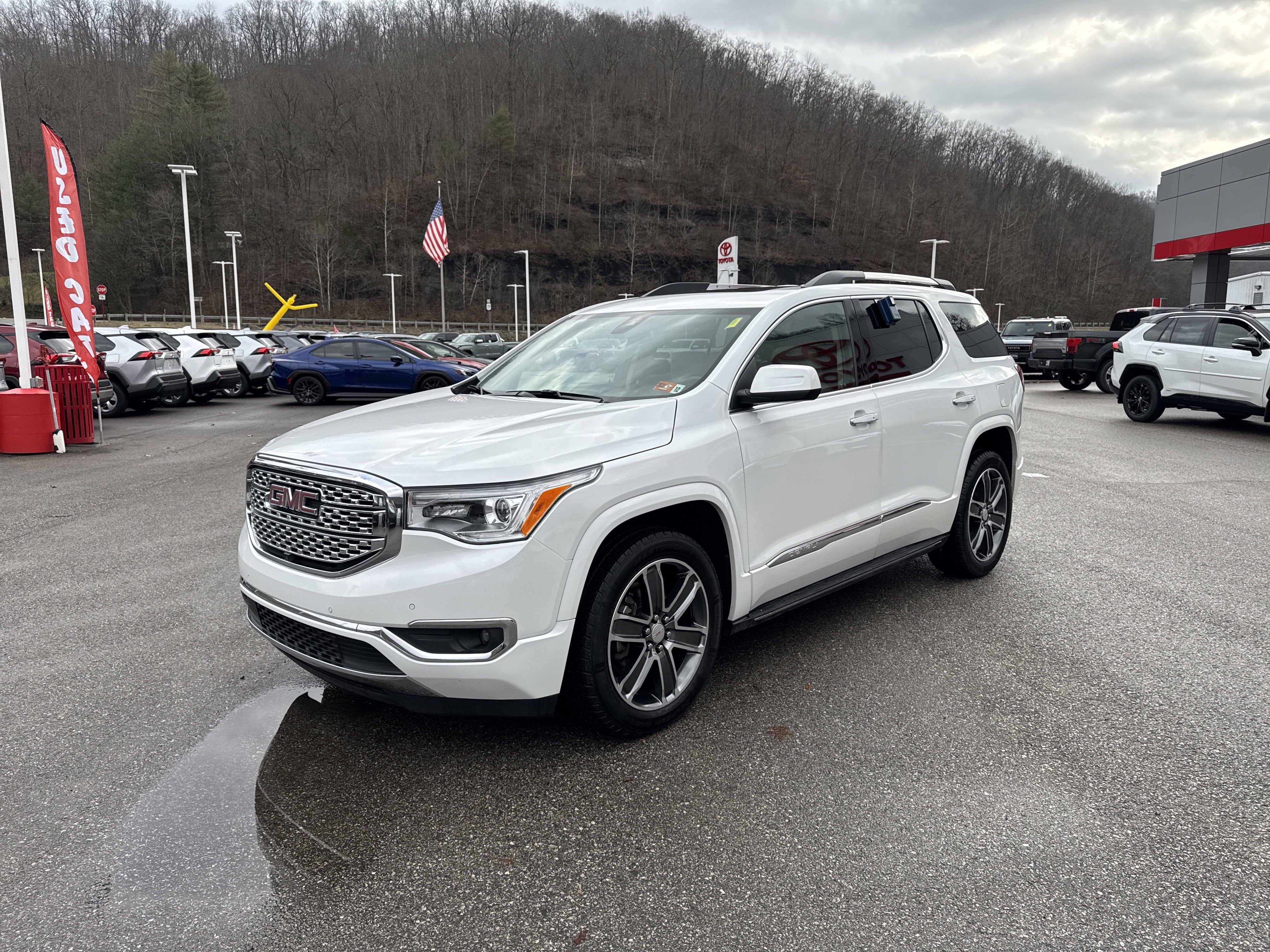2019 GMC Acadia Denali