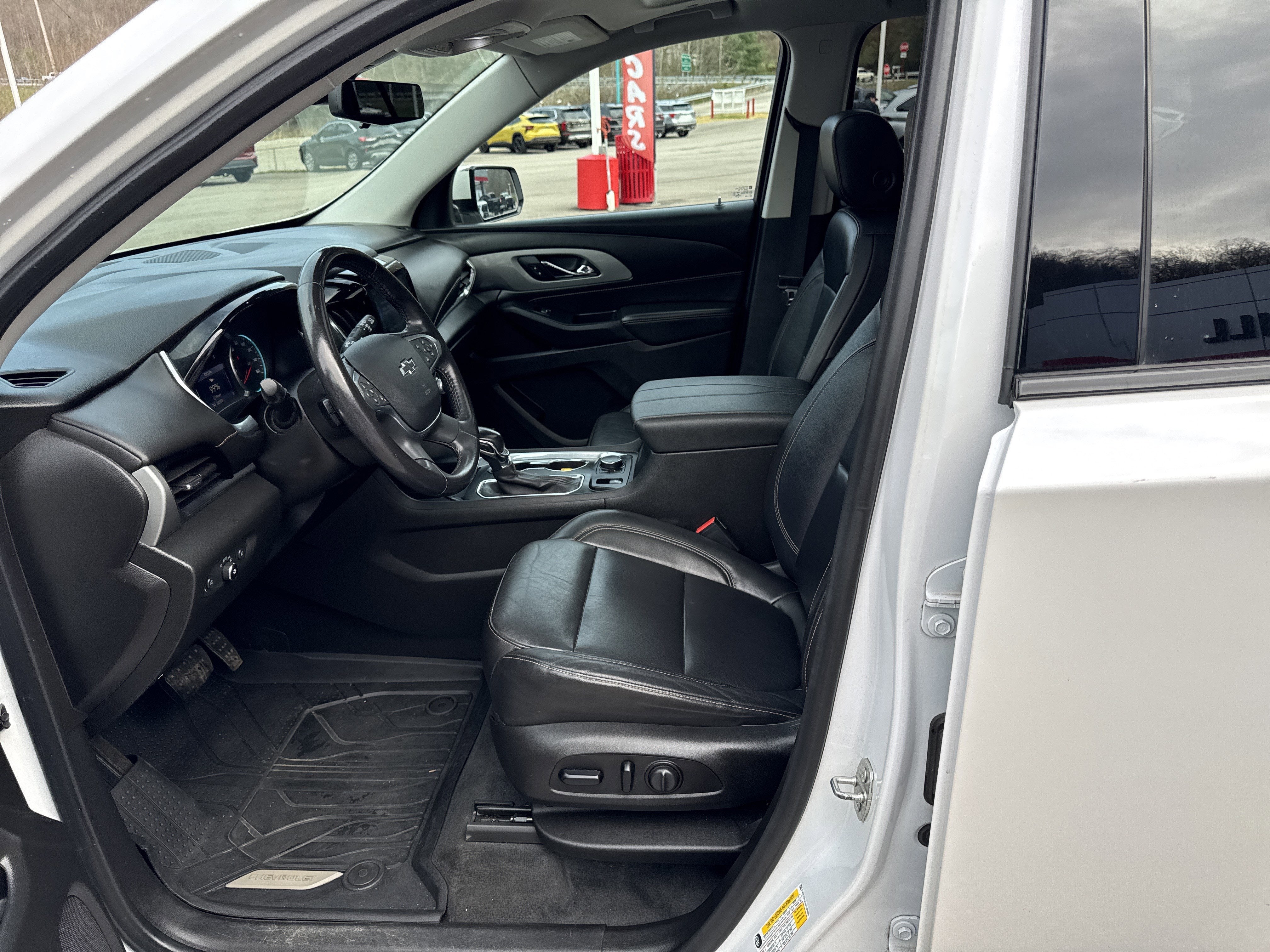 2021 Chevrolet Traverse RS