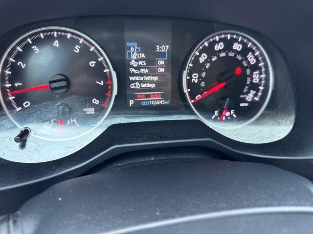 2020 Toyota RAV4 LE