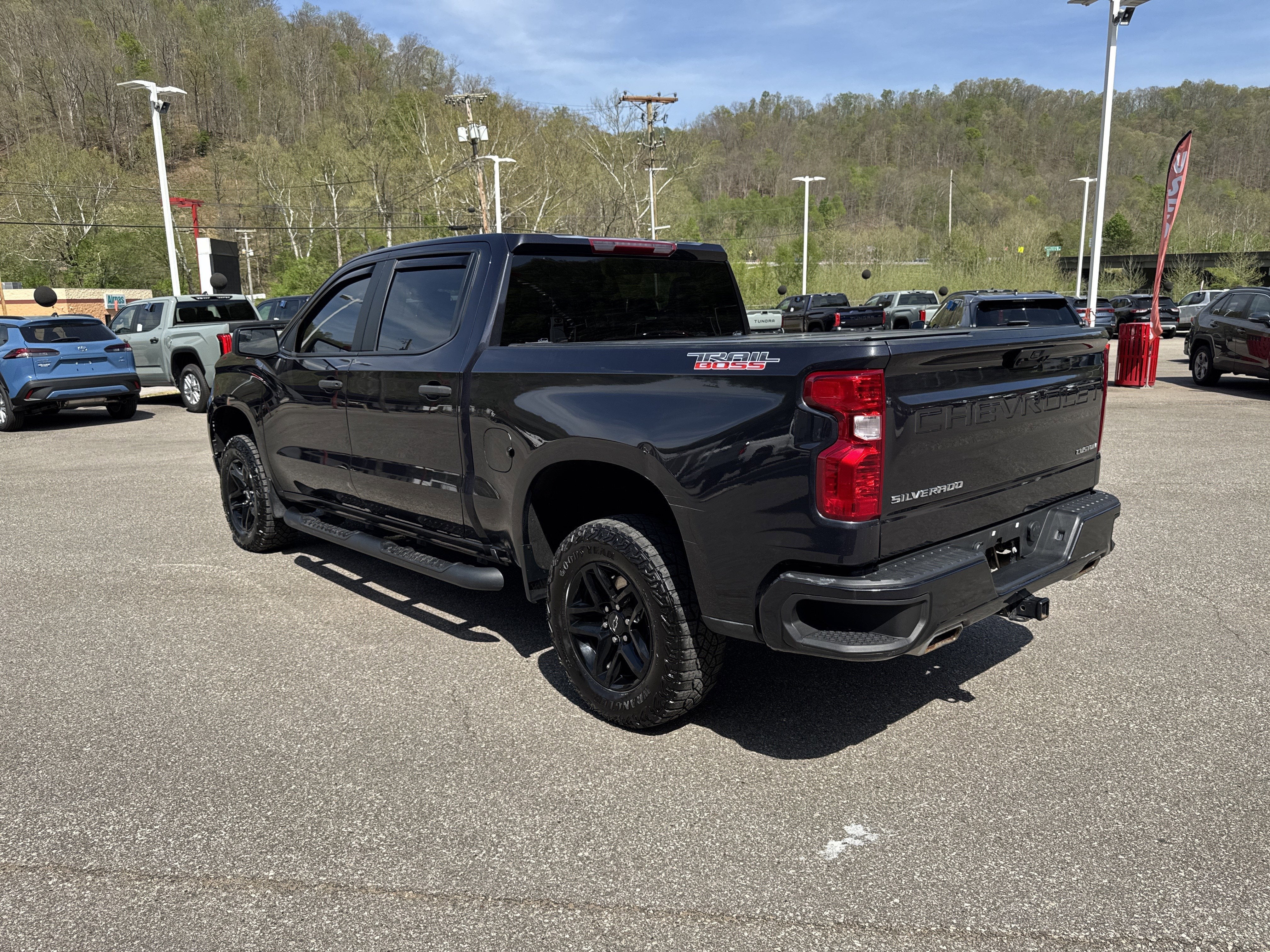2024 Chevrolet Silverado 1500 Custom Trail Boss
