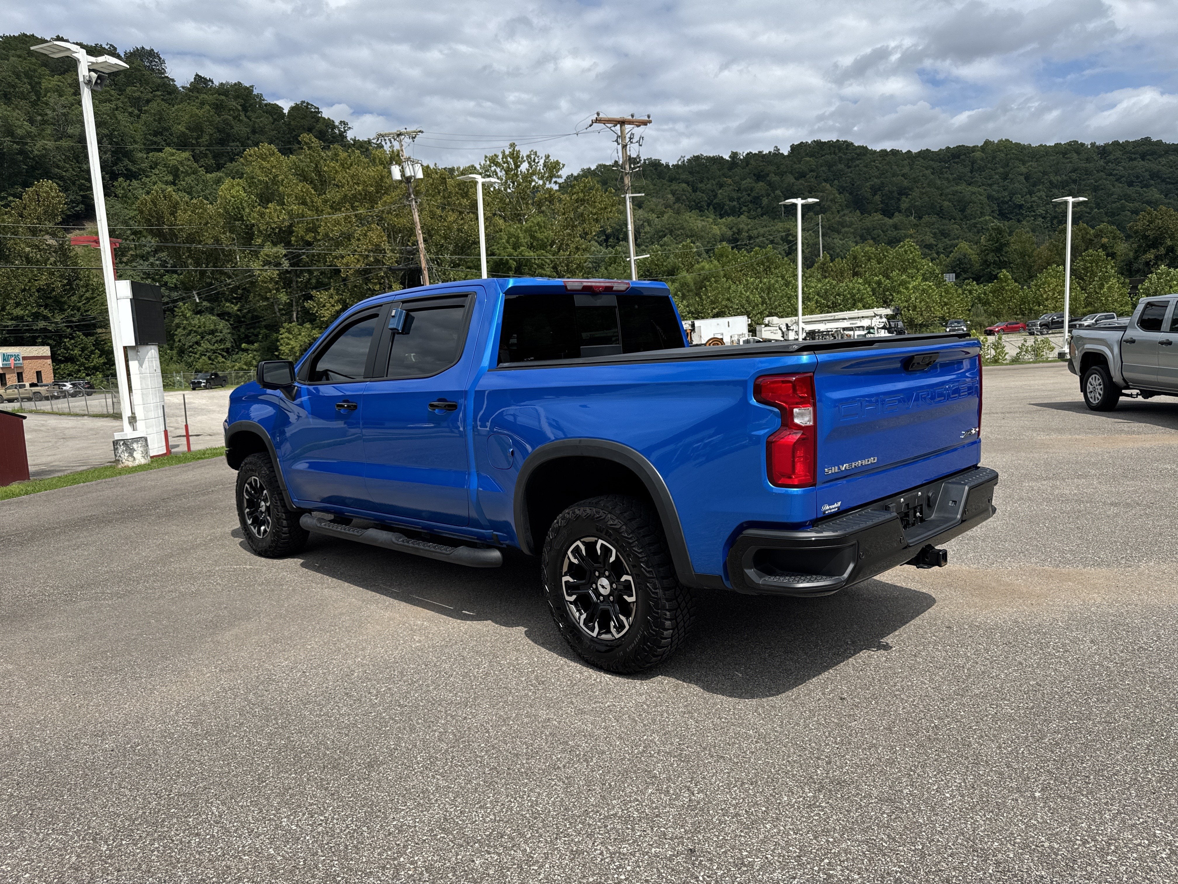 2025 Chevrolet Silverado 1500 ZR2