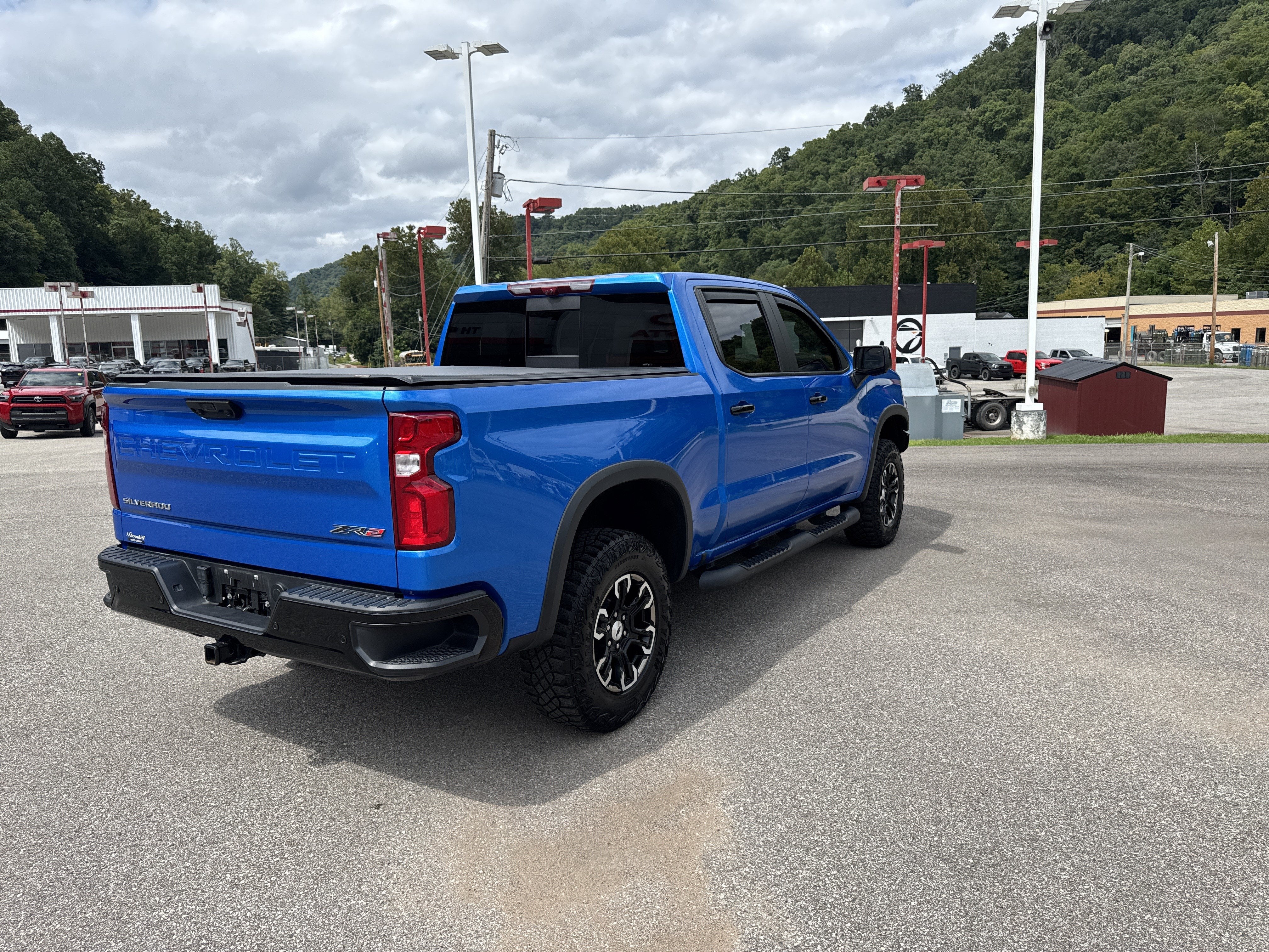 2025 Chevrolet Silverado 1500 ZR2