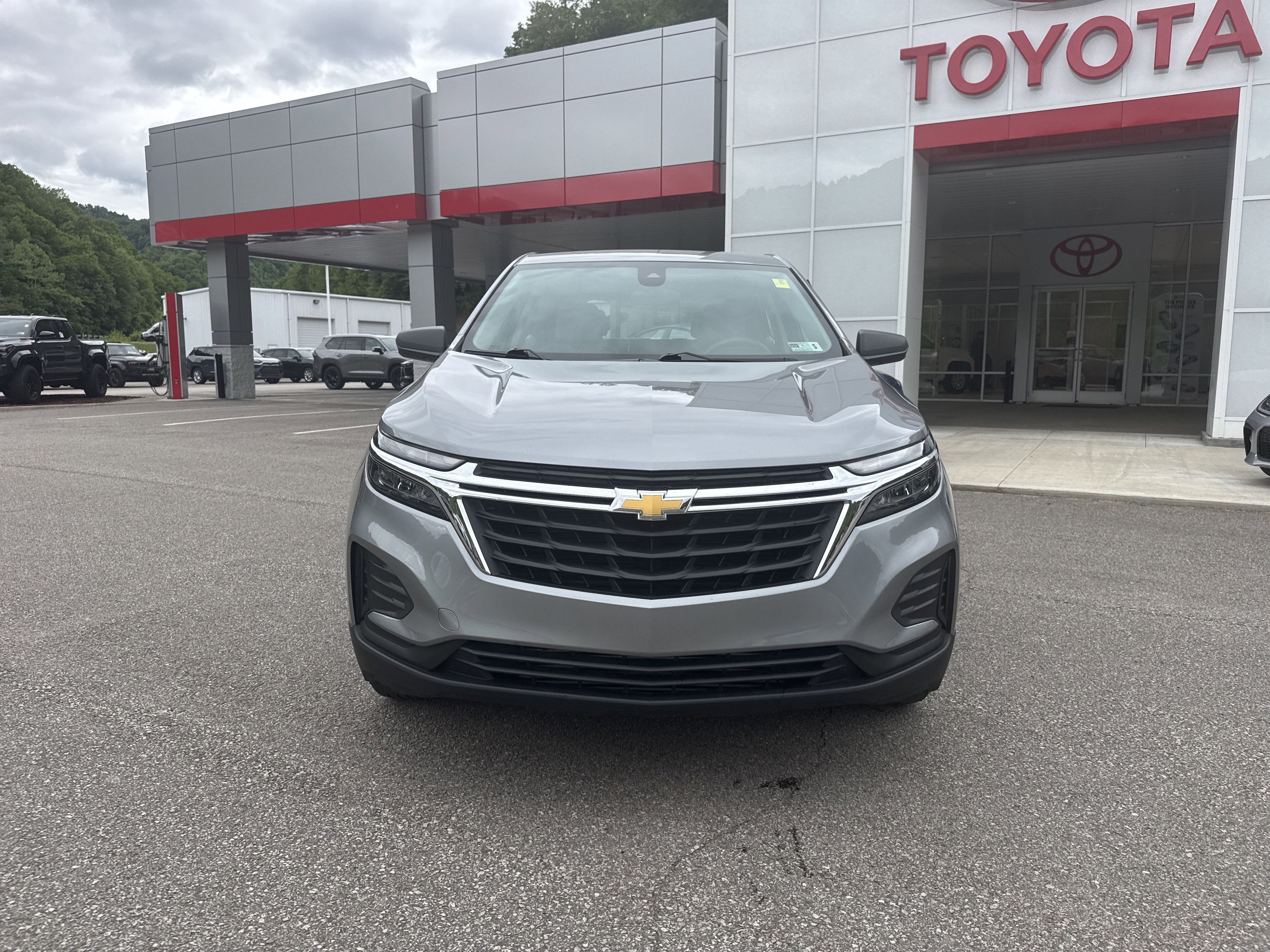 2023 Chevrolet Equinox LS