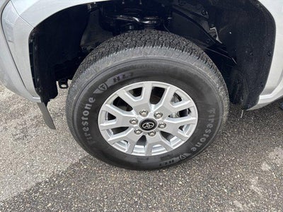 2024 Toyota Tacoma 4WD SR5