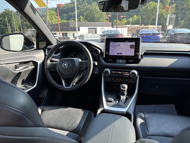 2022 Toyota RAV4 Hybrid XSE
